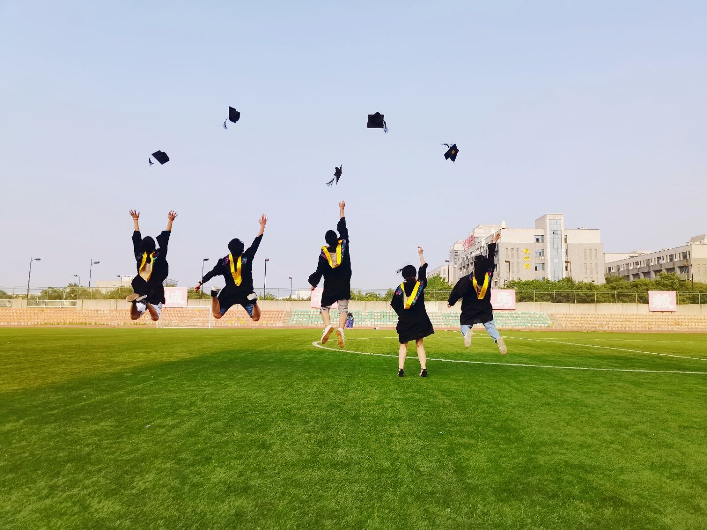 98838b536fa84b45ae2f2bf408e0be54.jpg 98838b536fa84b45ae2f2bf408e0be54.jpg