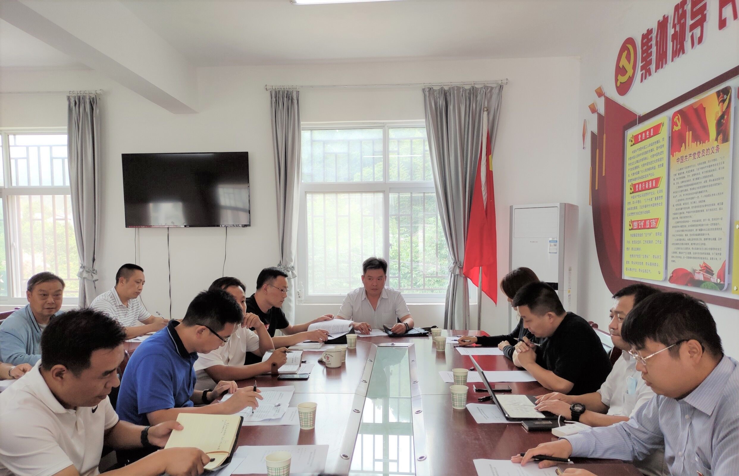 b9ac0cbe97ca42bb82d2938767d2ea73.jpg b9ac0cbe97ca42bb82d2938767d2ea73.jpg