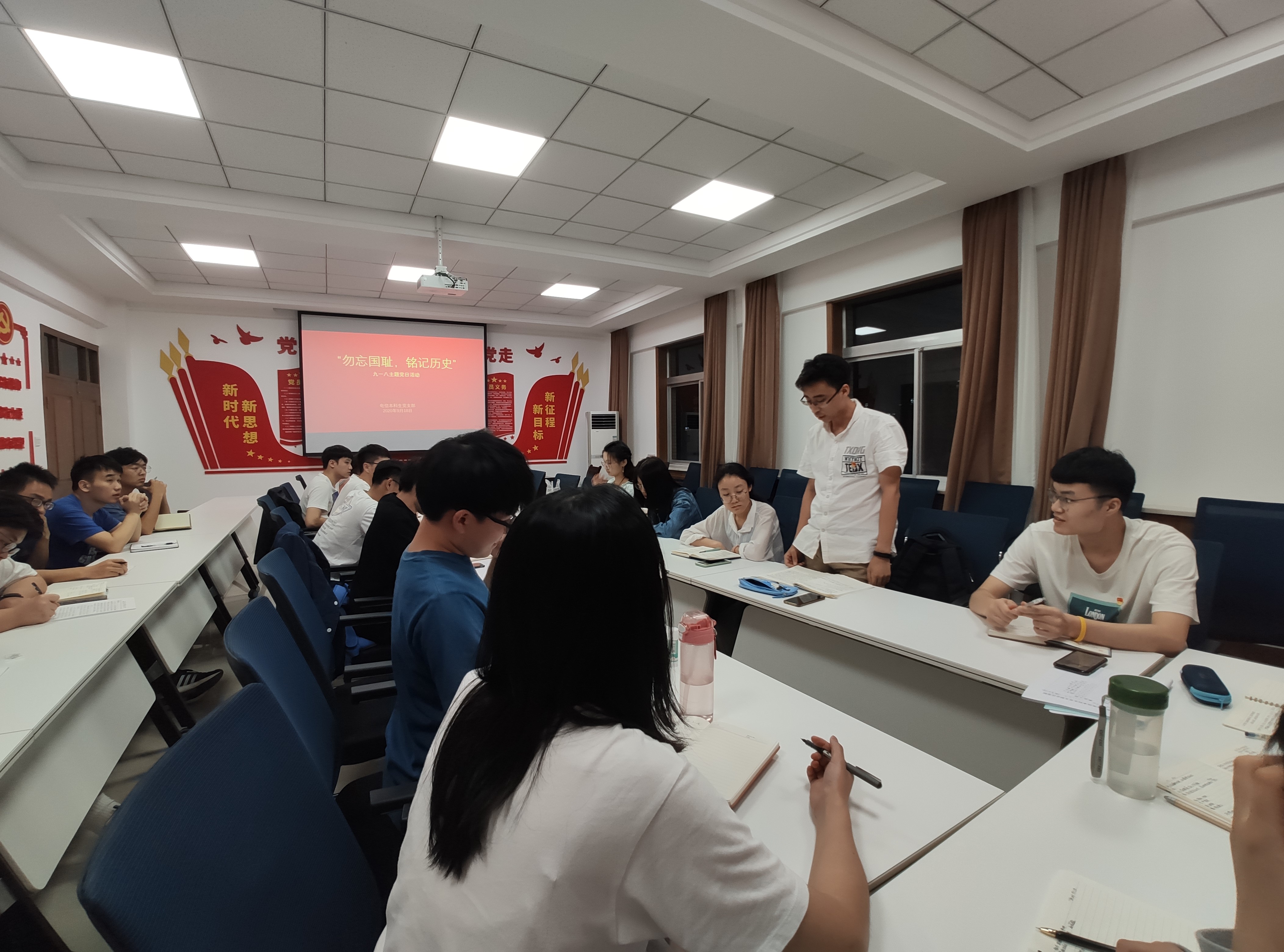 fa6c7619e2574540ae0d670776a802a4.jpg fa6c7619e2574540ae0d670776a802a4.jpg