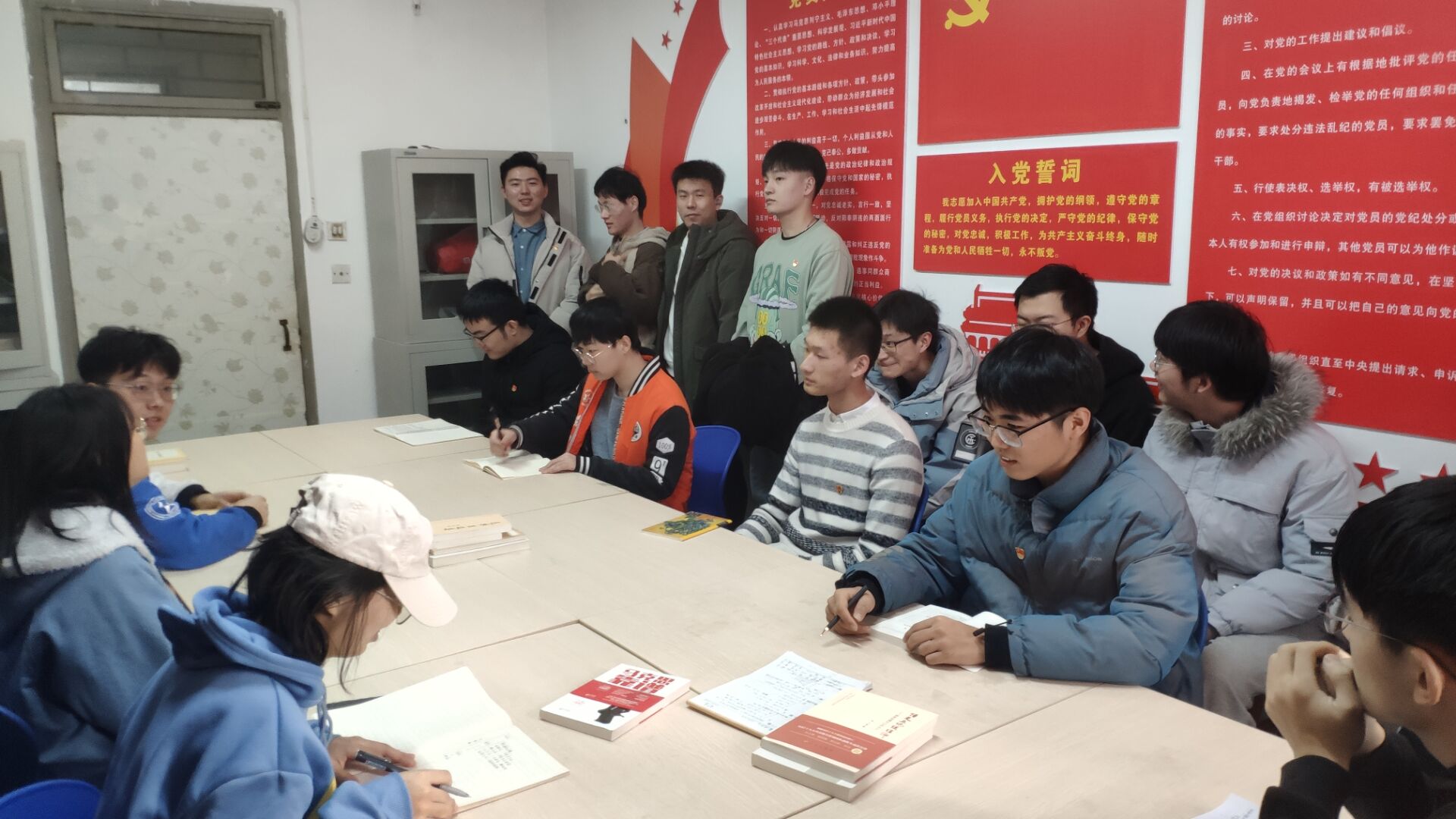 33235545206a488e8a8dd7813ae7752b.jpg 33235545206a488e8a8dd7813ae7752b.jpg