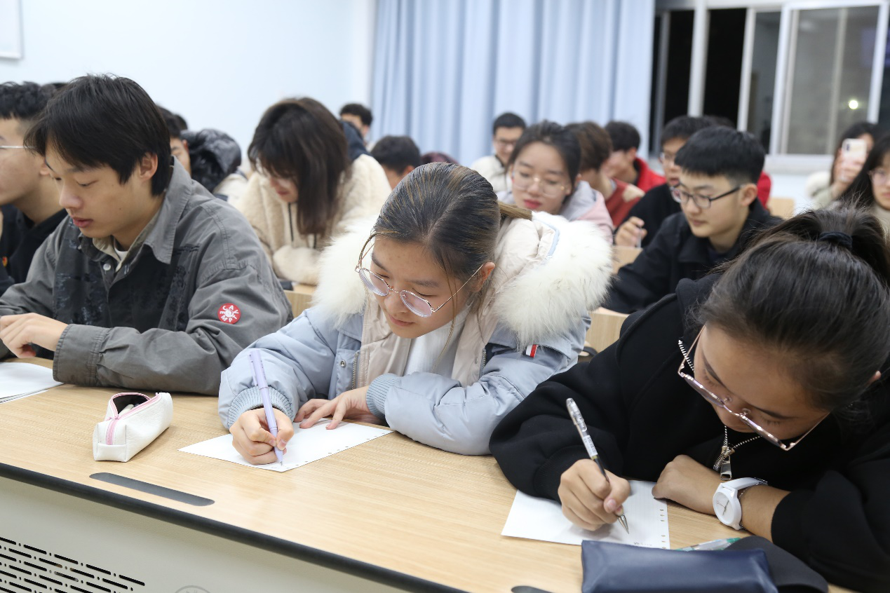 719458e456a243559177651e3b19e201.png 719458e456a243559177651e3b19e201.png