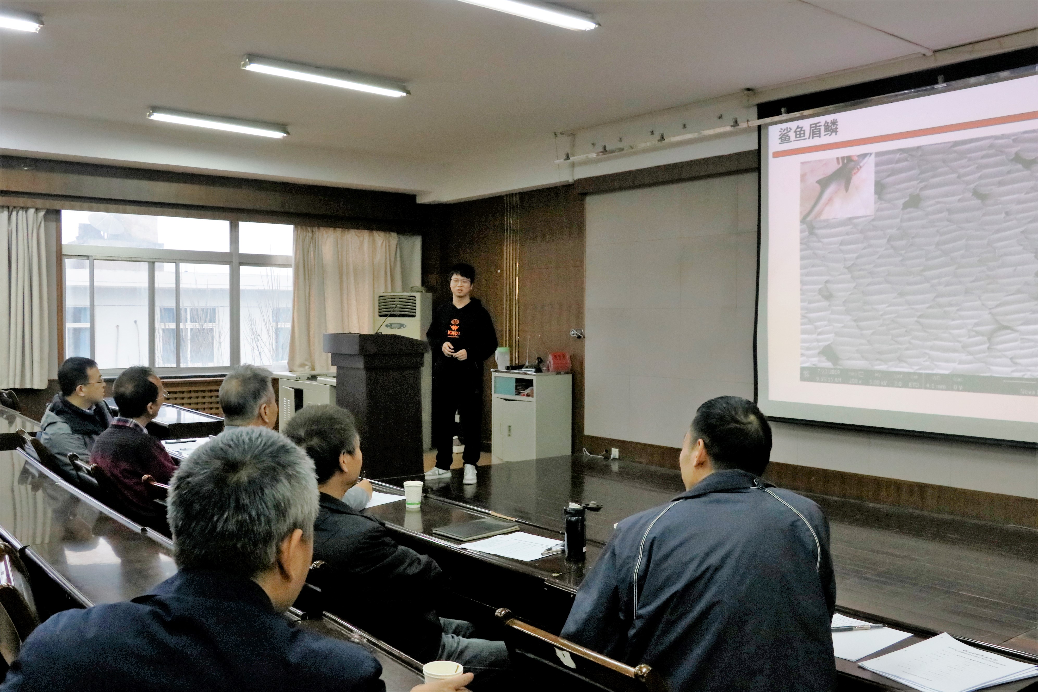 b15eb5cdc4744c1b80ae31eda676fad3.jpg b15eb5cdc4744c1b80ae31eda676fad3.jpg