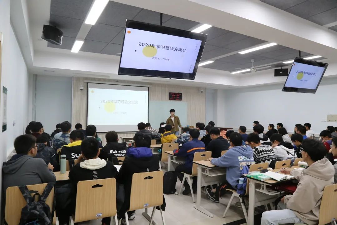 e774f5bf0bed47648ddf255e43f19af3.jpeg e774f5bf0bed47648ddf255e43f19af3.jpeg