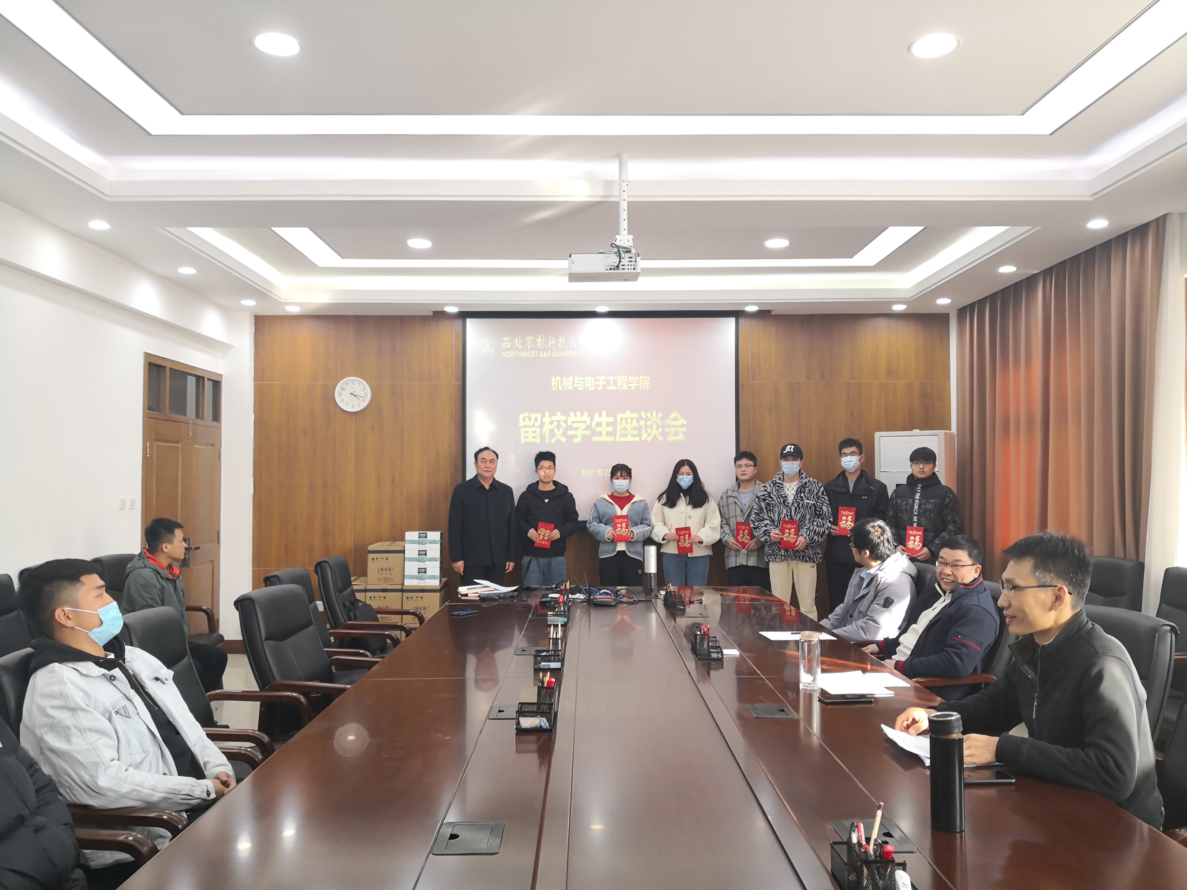 75cbefa8a10c4279a0ea7a09b7f10eb3.jpg 75cbefa8a10c4279a0ea7a09b7f10eb3.jpg