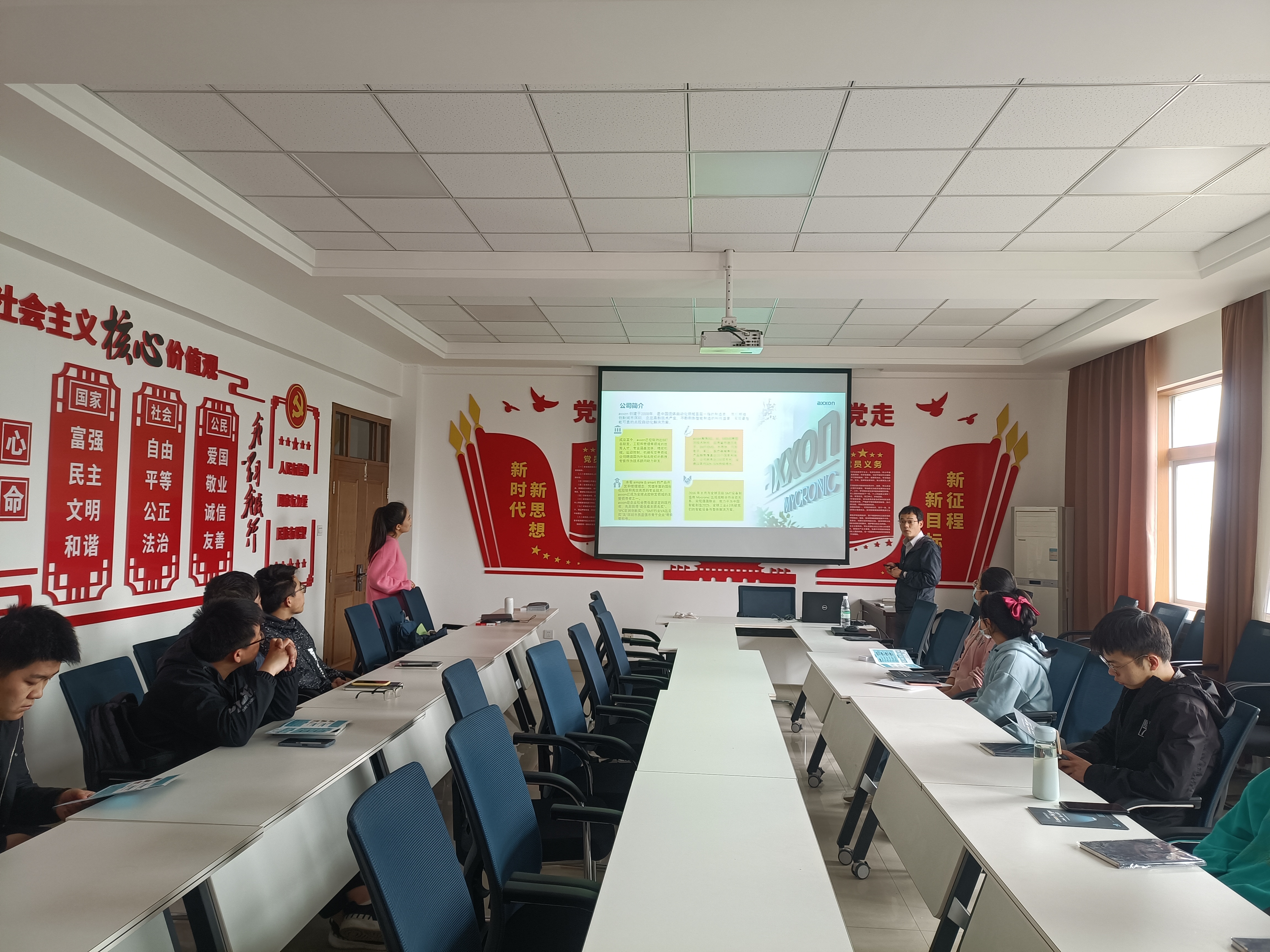 746a46030b4548ceb766413259329f27.jpg 746a46030b4548ceb766413259329f27.jpg