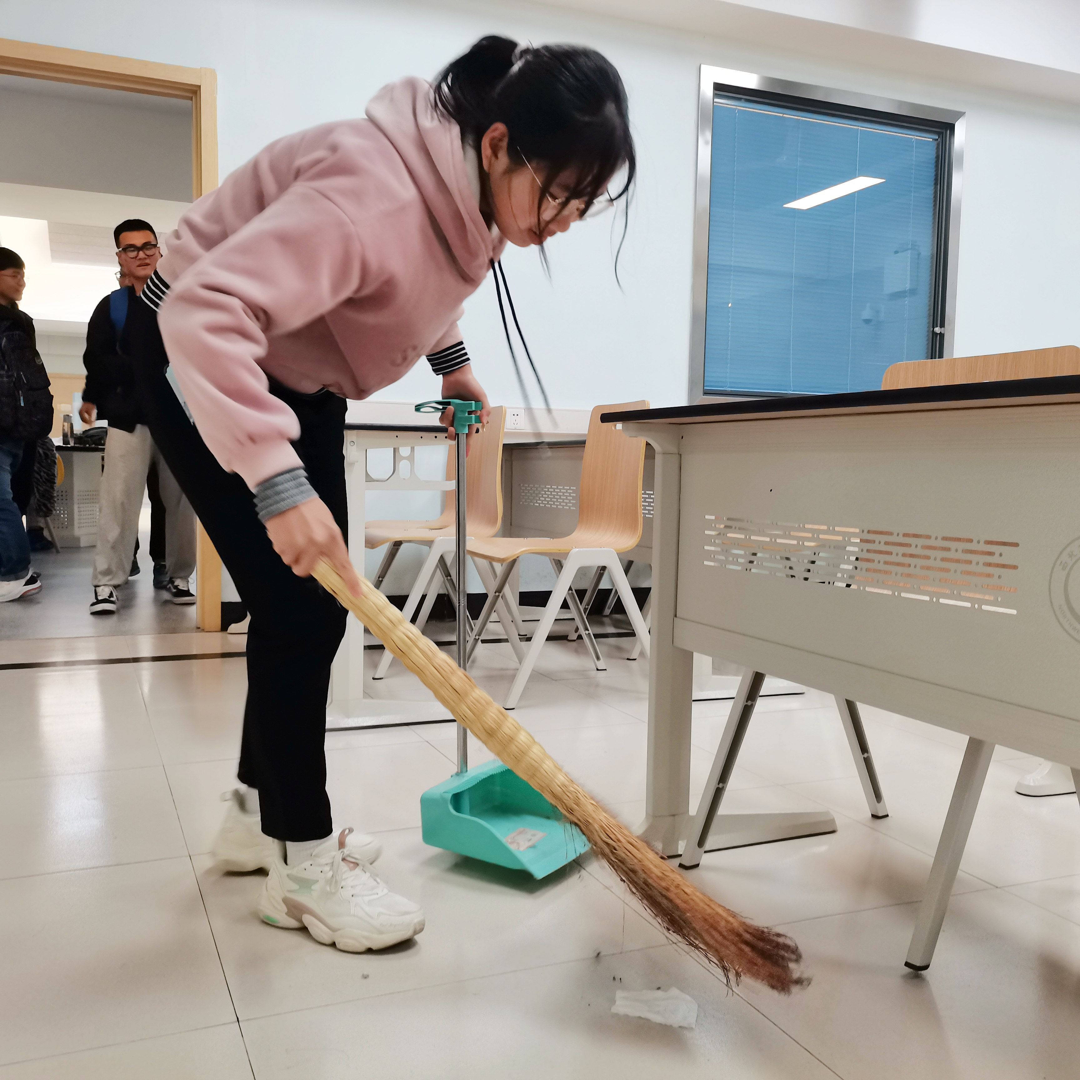 9a2580b48568492e9b16fbf407a0a49d.jpg 9a2580b48568492e9b16fbf407a0a49d.jpg