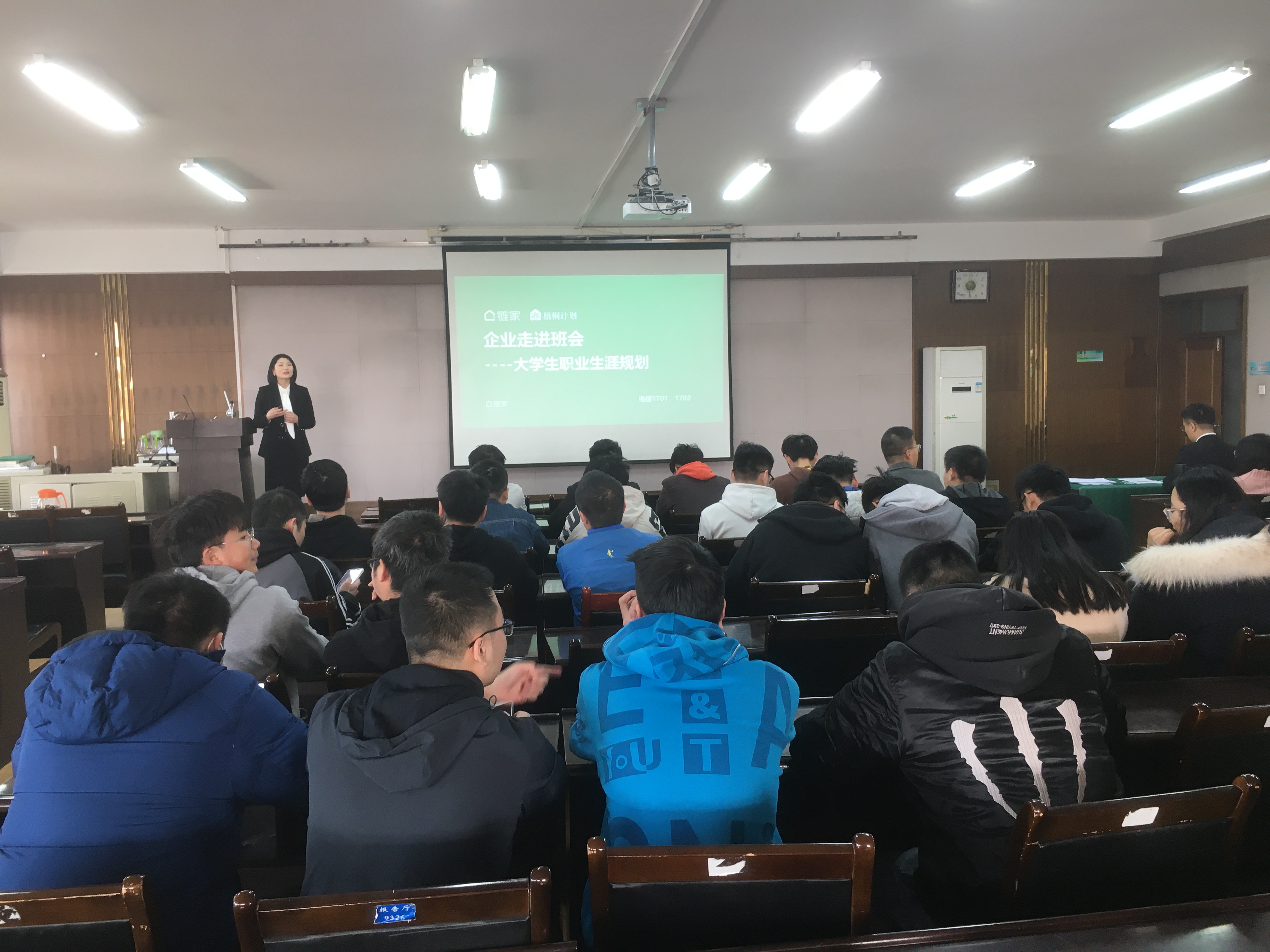 9841af50fb584d52b0690d07fa3eff65.jpg 9841af50fb584d52b0690d07fa3eff65.jpg