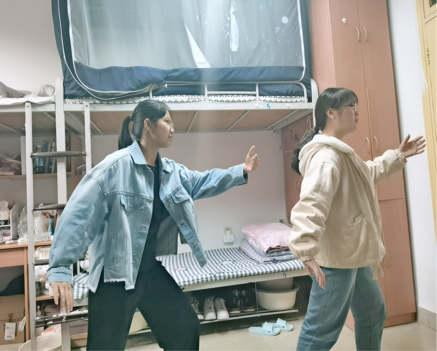 98d4882e2fa9473188306e6355e09277.png 98d4882e2fa9473188306e6355e09277.png