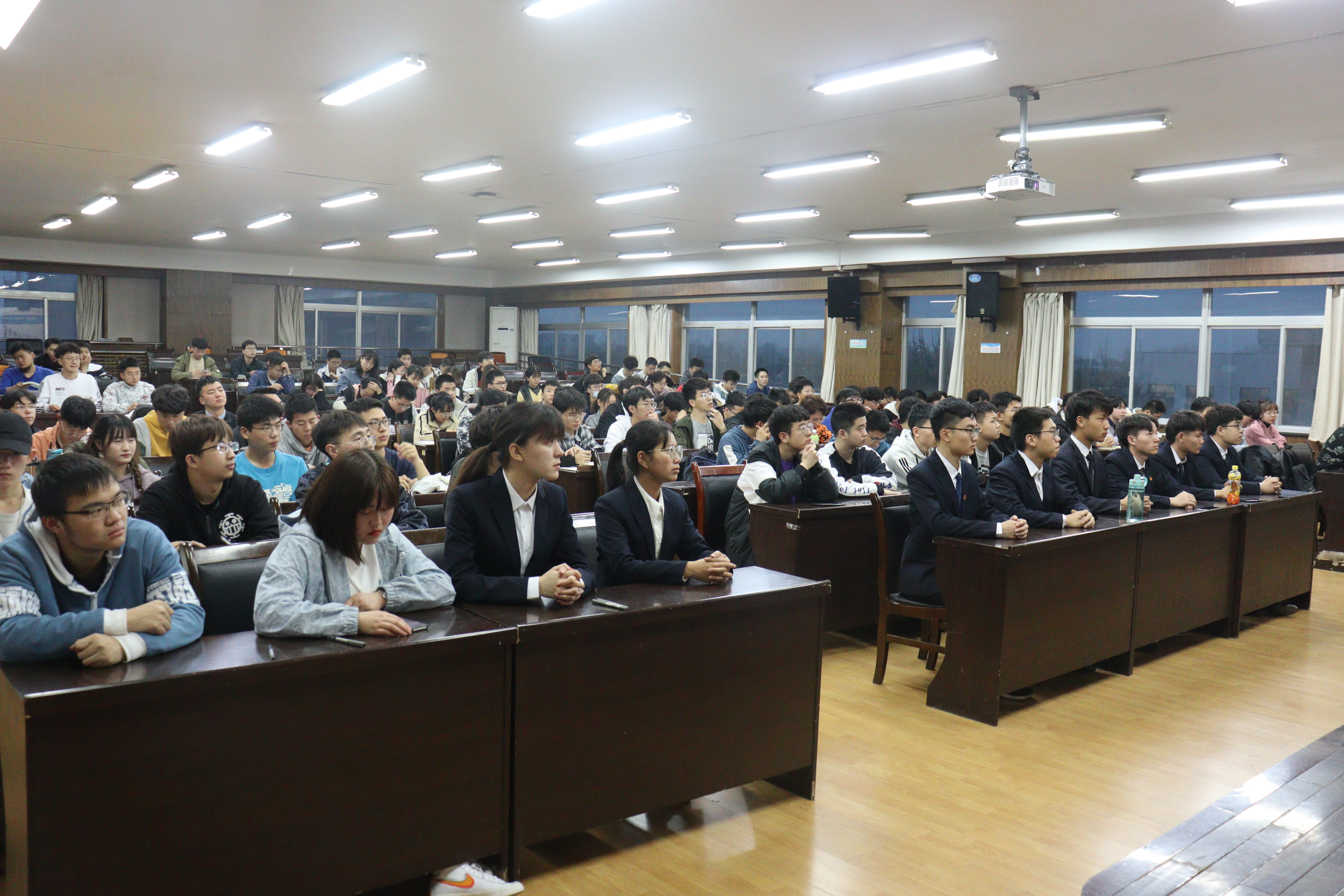 c5763d77fb8d42b9acbb2a422037ba06.jpg c5763d77fb8d42b9acbb2a422037ba06.jpg