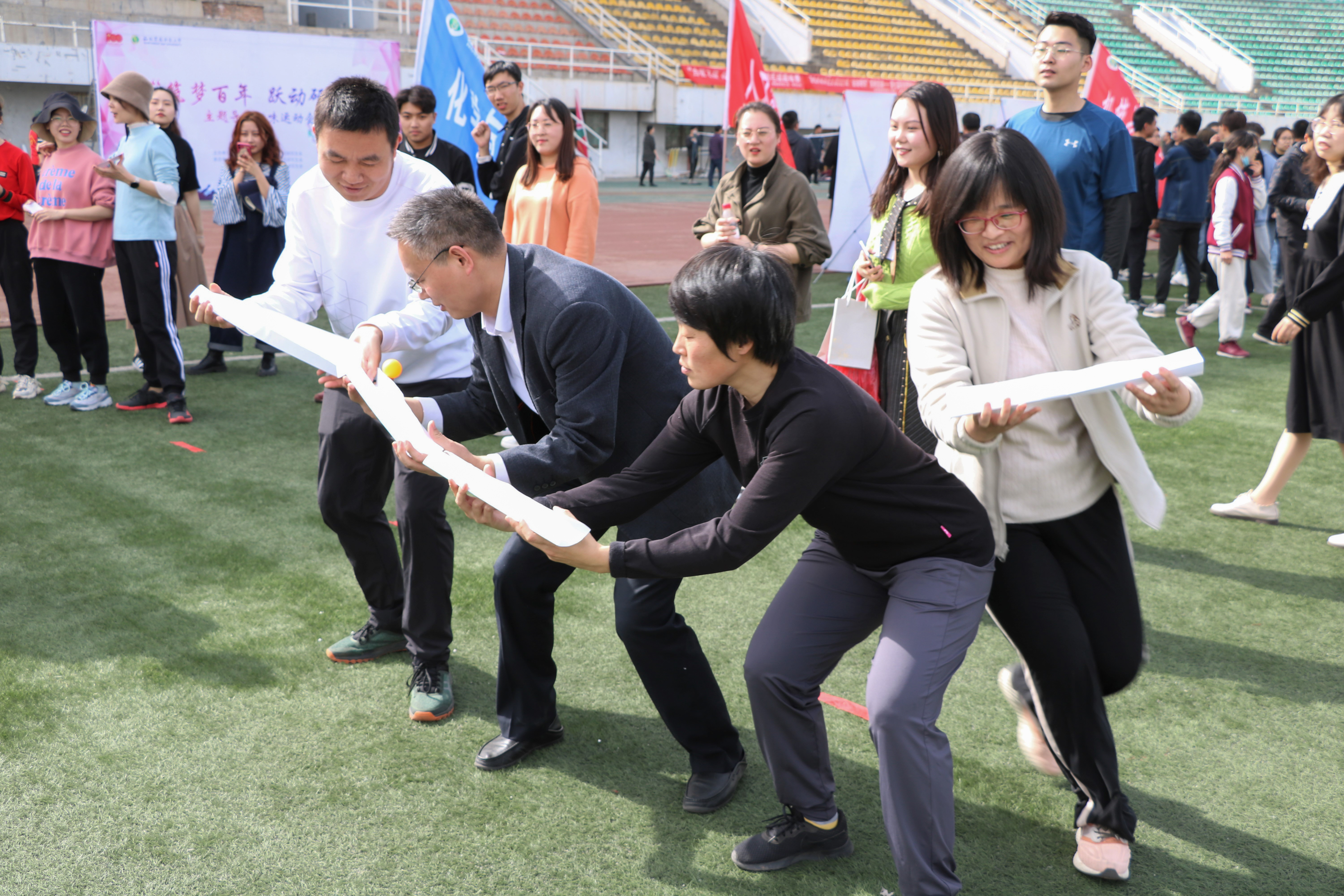 09dcd42a5c1b4d5a9f7eb37d236a6f06.jpg 09dcd42a5c1b4d5a9f7eb37d236a6f06.jpg