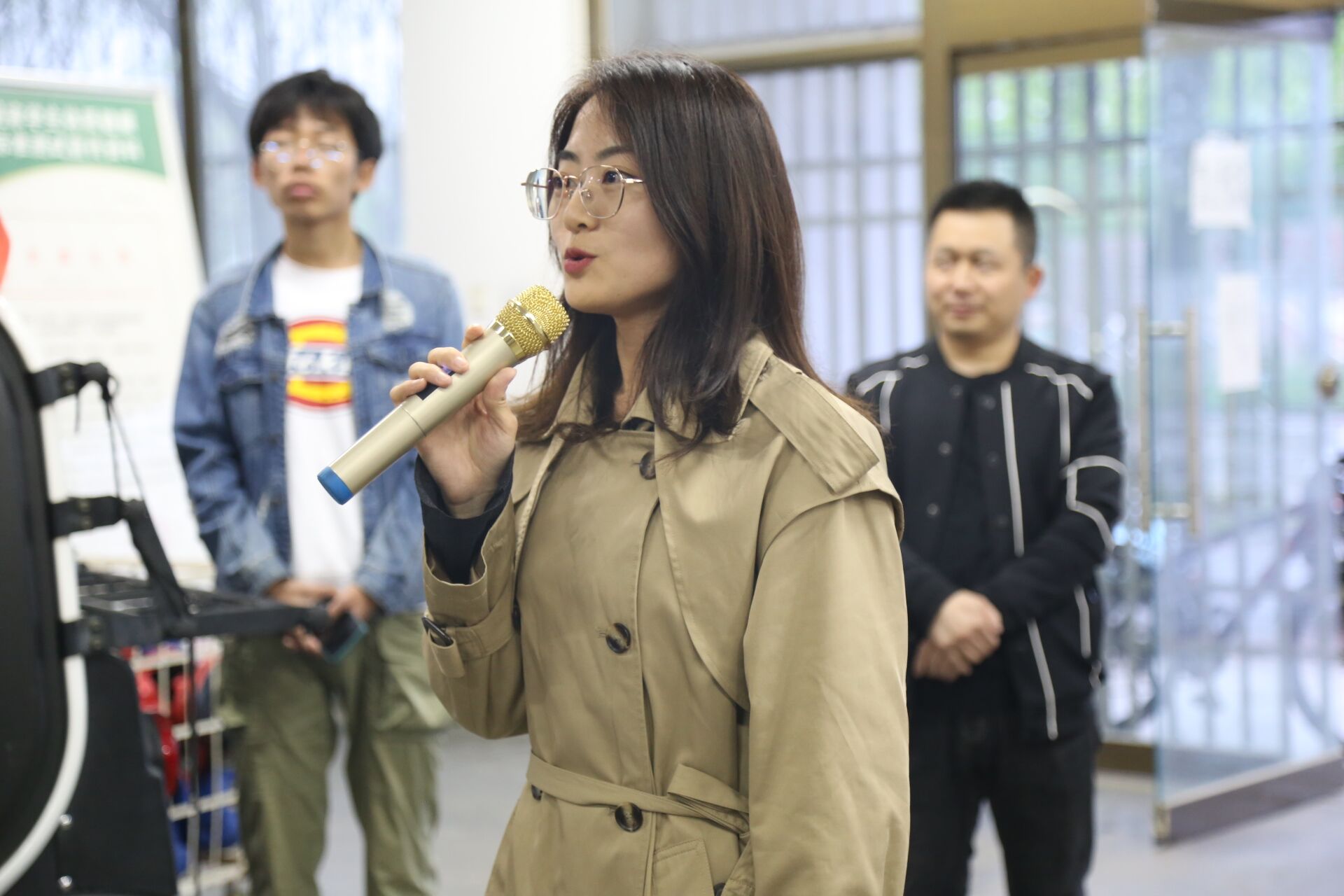 3f27cba076124bce8badff2b020c5027.jpg 3f27cba076124bce8badff2b020c5027.jpg