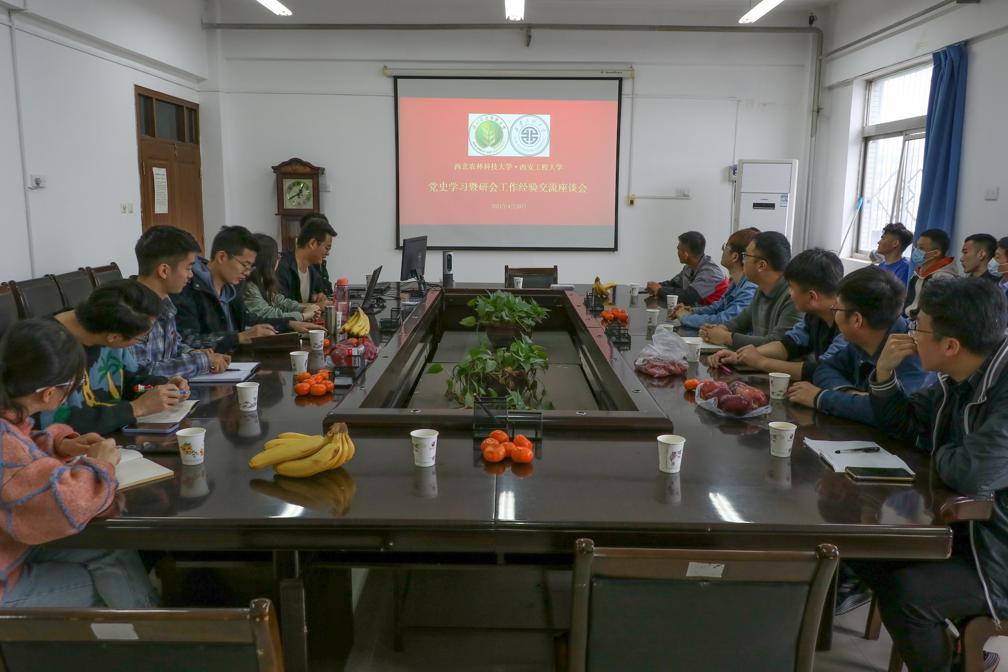 b4b58b0ca9d54eaa9a544d4e8ecd0ee1.jpg b4b58b0ca9d54eaa9a544d4e8ecd0ee1.jpg