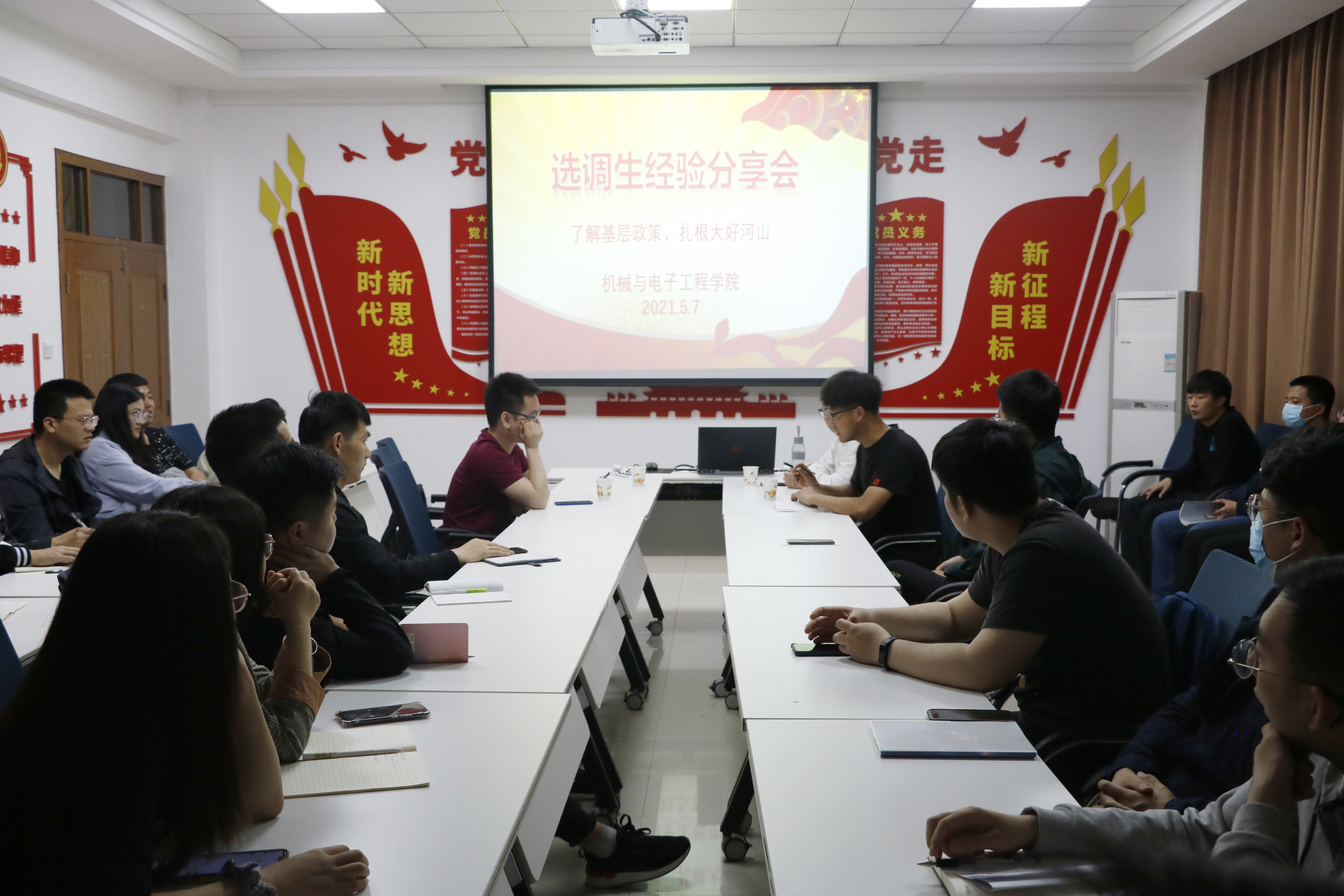 96dc5d40818743deaed4f2797d3cce95.jpg 96dc5d40818743deaed4f2797d3cce95.jpg