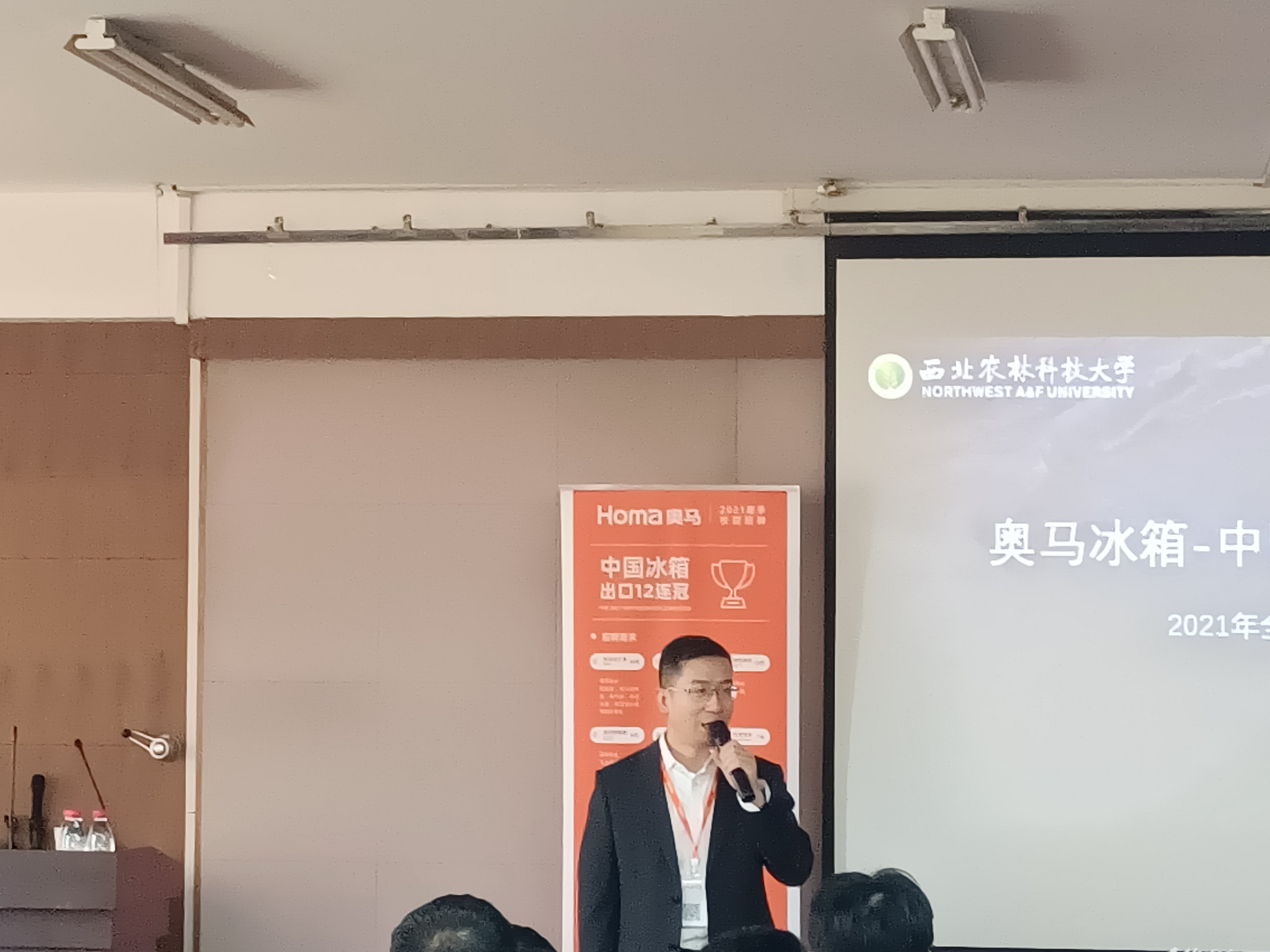 bd52f942b15d4b28925c391a78ee9cec.jpg bd52f942b15d4b28925c391a78ee9cec.jpg