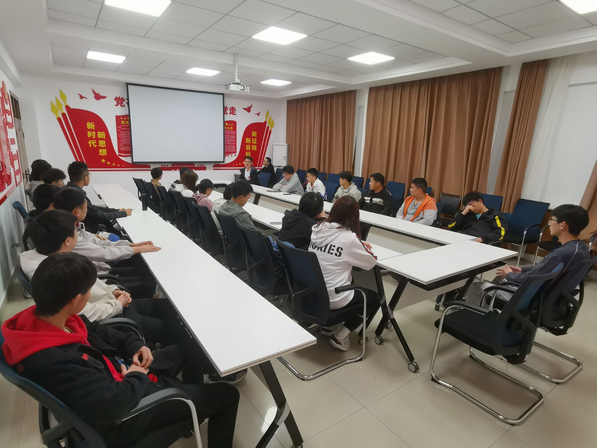 df0d4cd1285744979f16360dc8175758.jpg df0d4cd1285744979f16360dc8175758.jpg