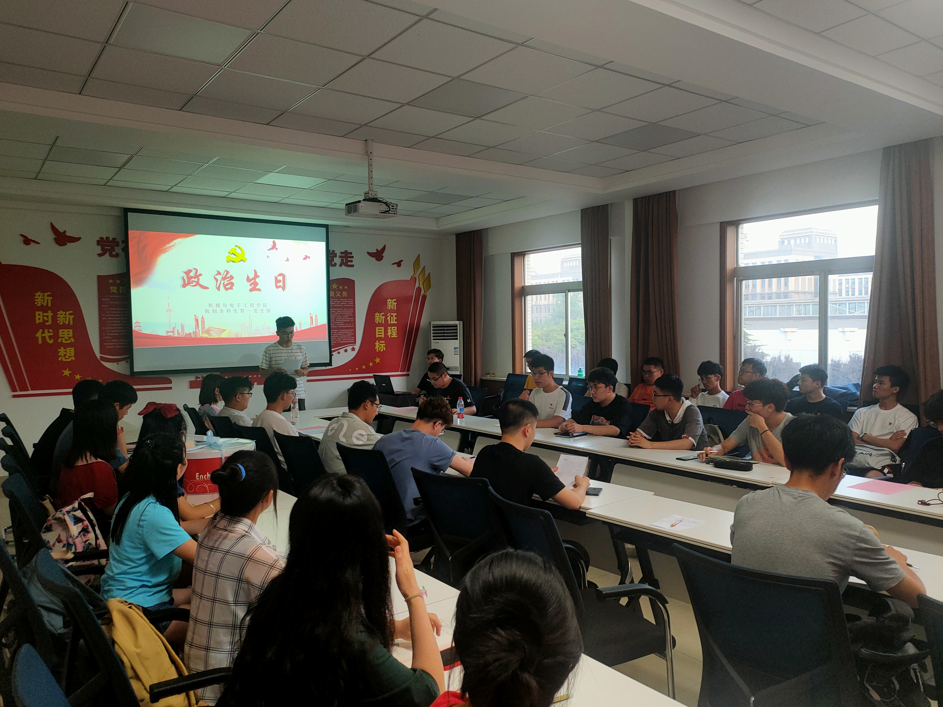 2250b7f05e1e4e1b80cd1c97670e22bd.jpg 2250b7f05e1e4e1b80cd1c97670e22bd.jpg