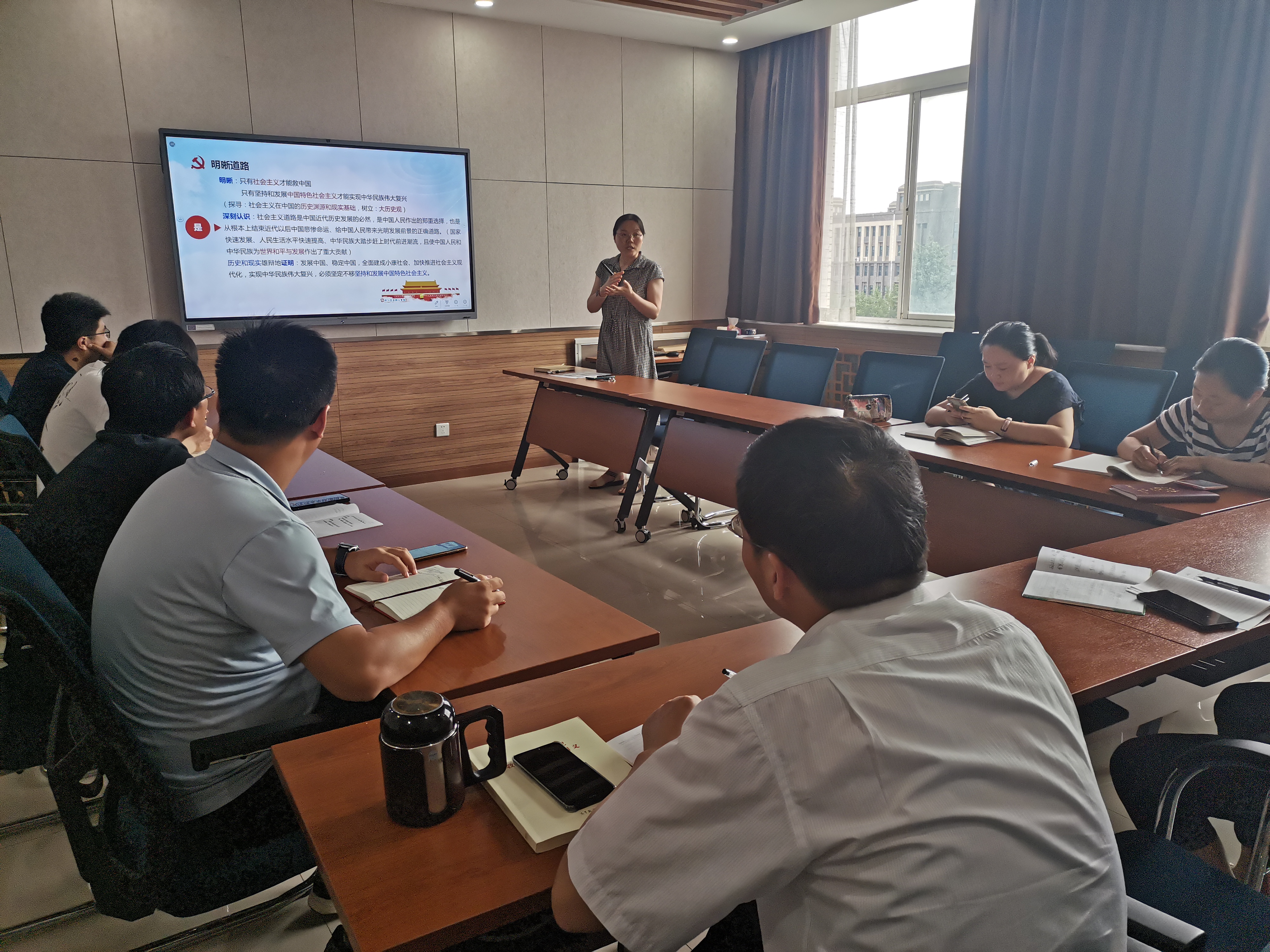 b505ad5f3a554bca9f90fa55675aff47.jpg b505ad5f3a554bca9f90fa55675aff47.jpg