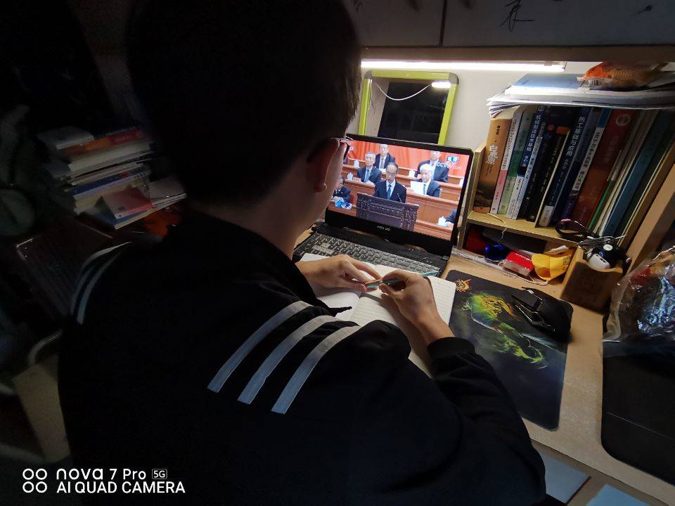 38f6bc4412fd41bdad53b7ca1ce47a49.jpg 38f6bc4412fd41bdad53b7ca1ce47a49.jpg