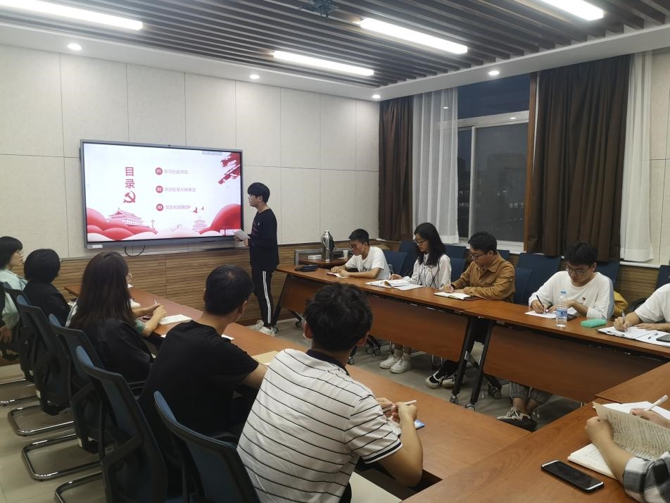 e217b91b0ff84f37a65b200b5d40f480.jpg e217b91b0ff84f37a65b200b5d40f480.jpg