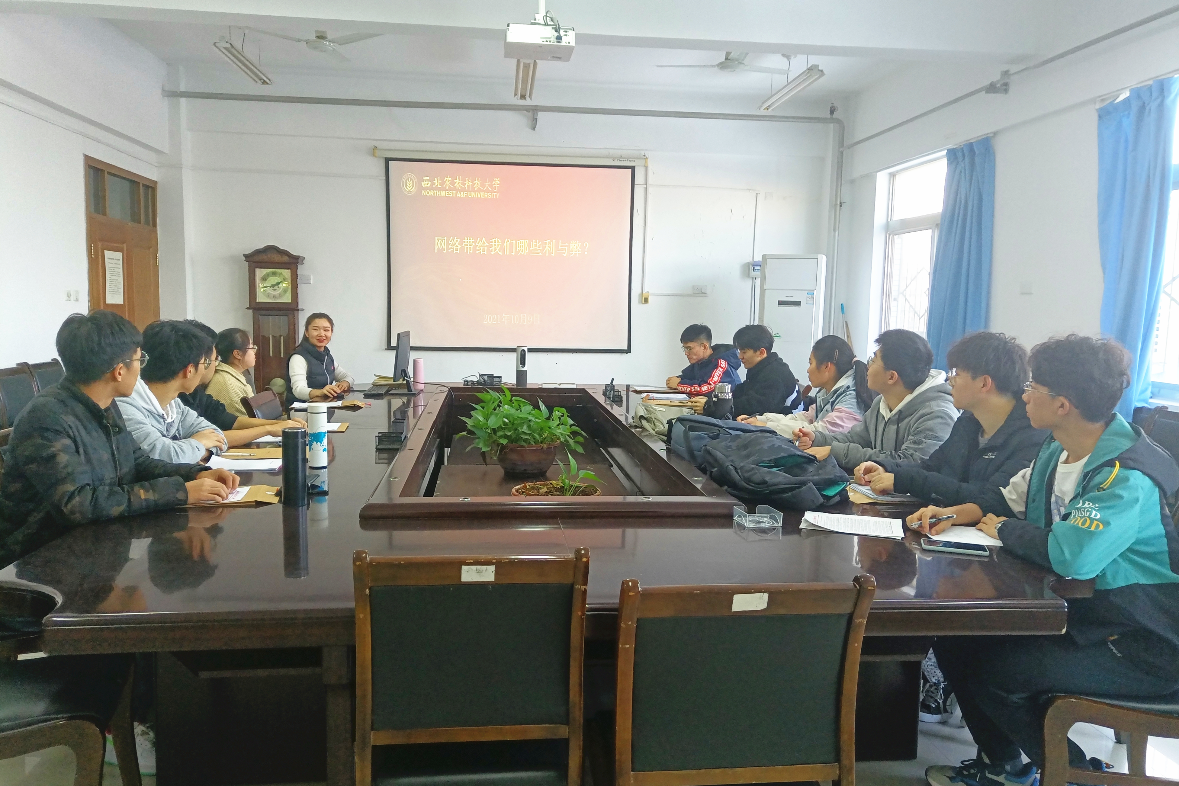 04ea115602eb44369b873a8d2c9a061d.jpg 04ea115602eb44369b873a8d2c9a061d.jpg