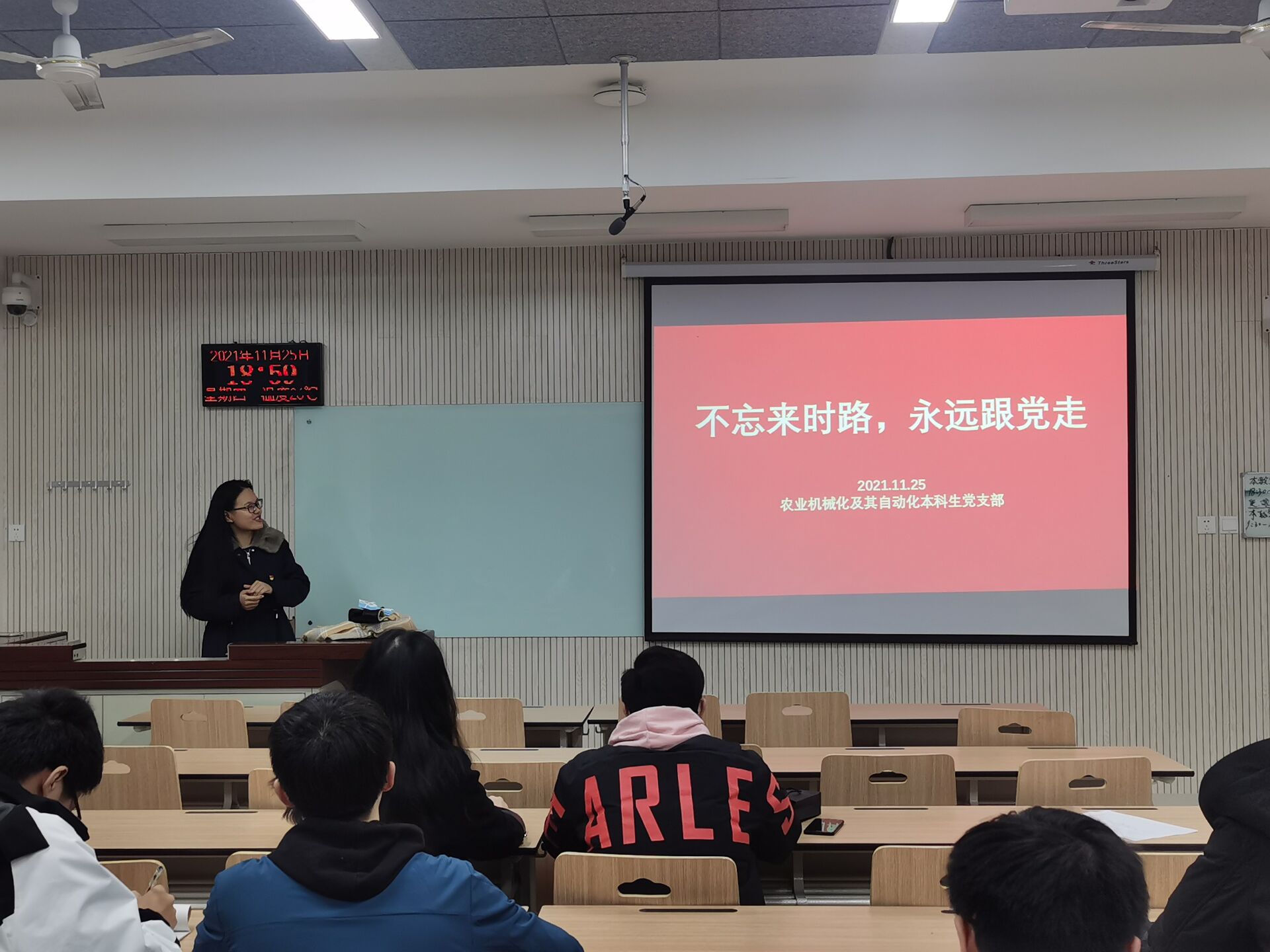 06f005fbae134af5befbe39b12cbd67a.jpg 06f005fbae134af5befbe39b12cbd67a.jpg