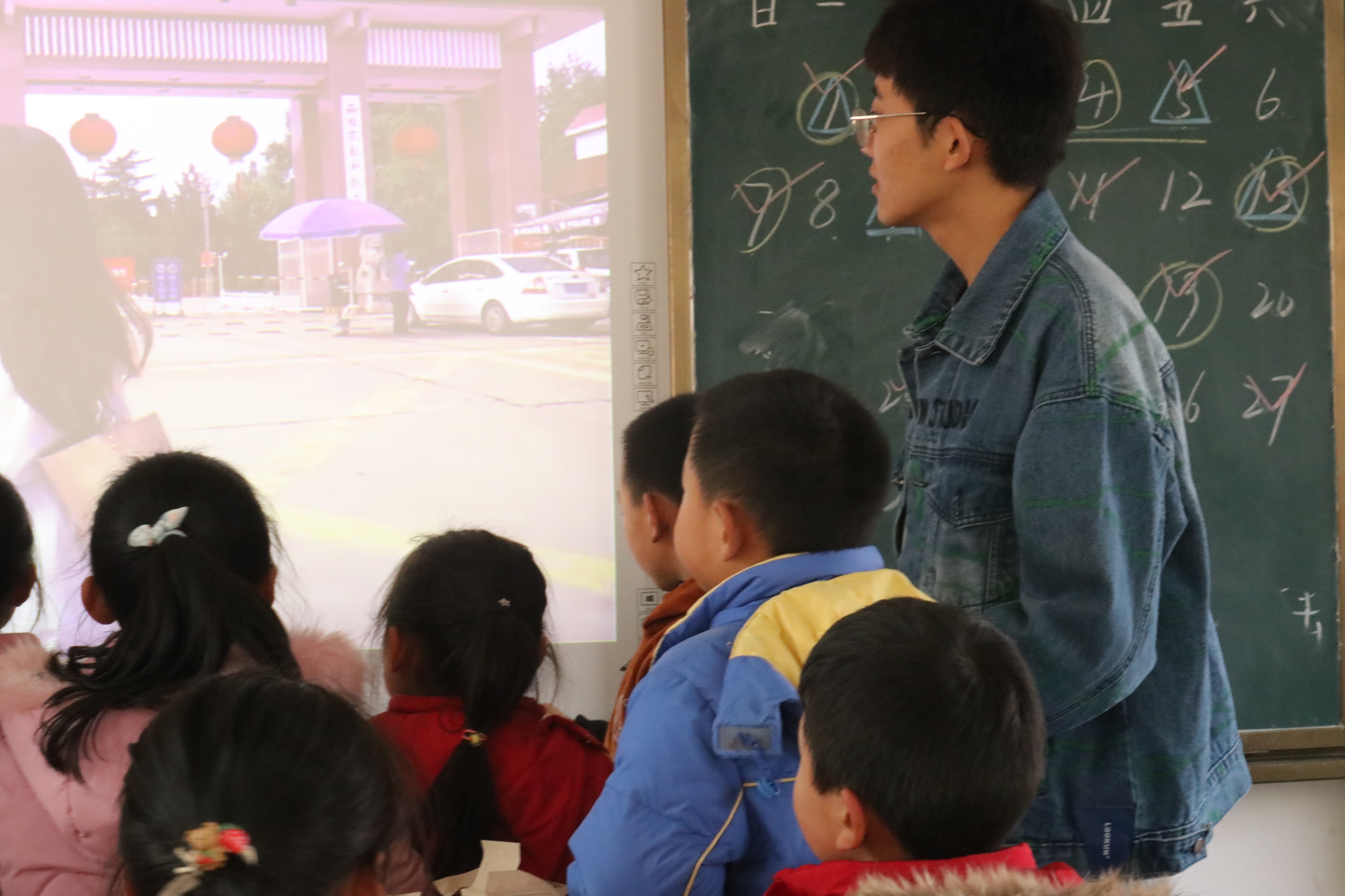 218e6007bced4af495e8bf075d03743c.jpg 218e6007bced4af495e8bf075d03743c.jpg