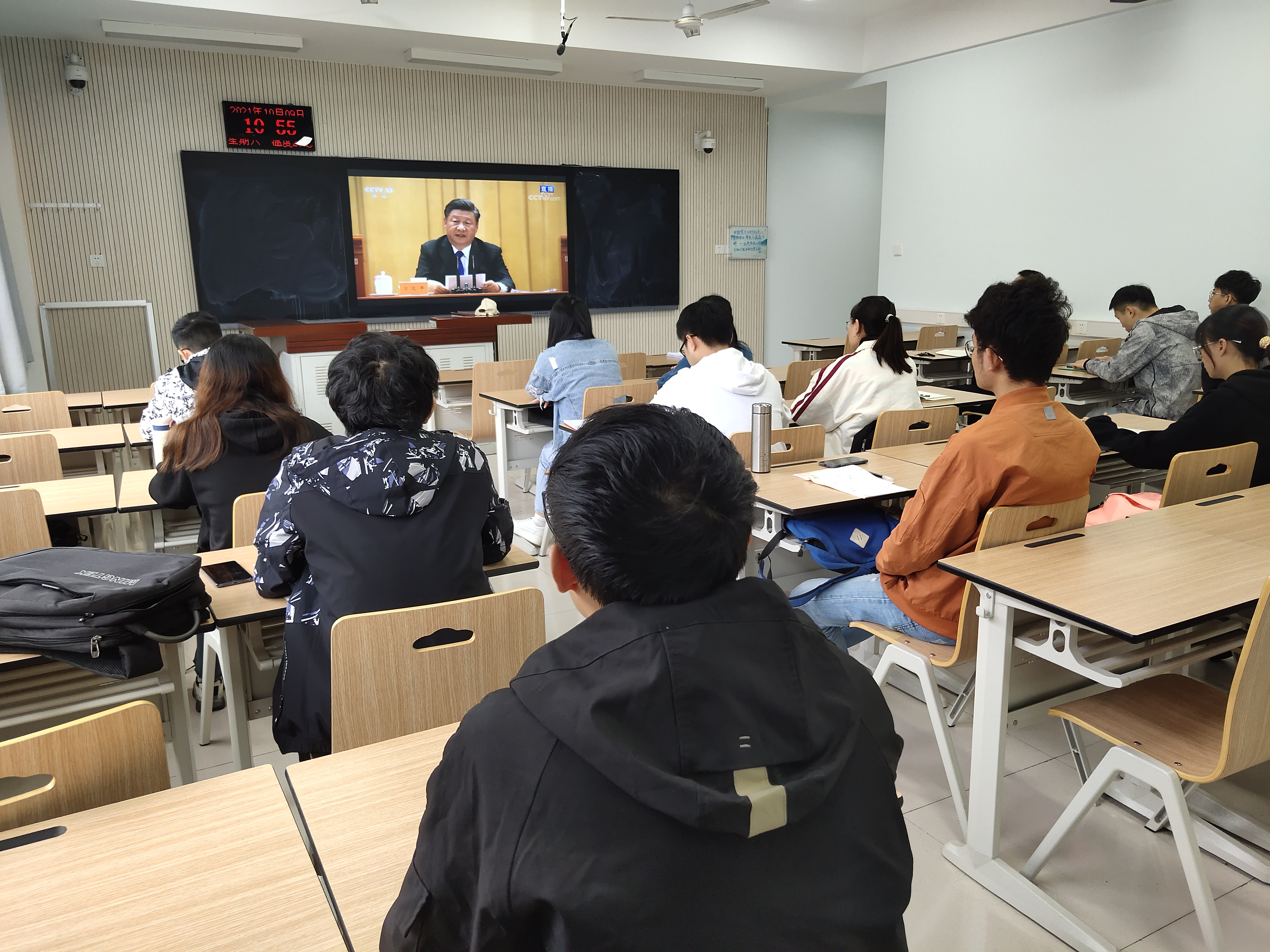 d5b9b67869e2446289bec73874e3cfd6.jpg d5b9b67869e2446289bec73874e3cfd6.jpg