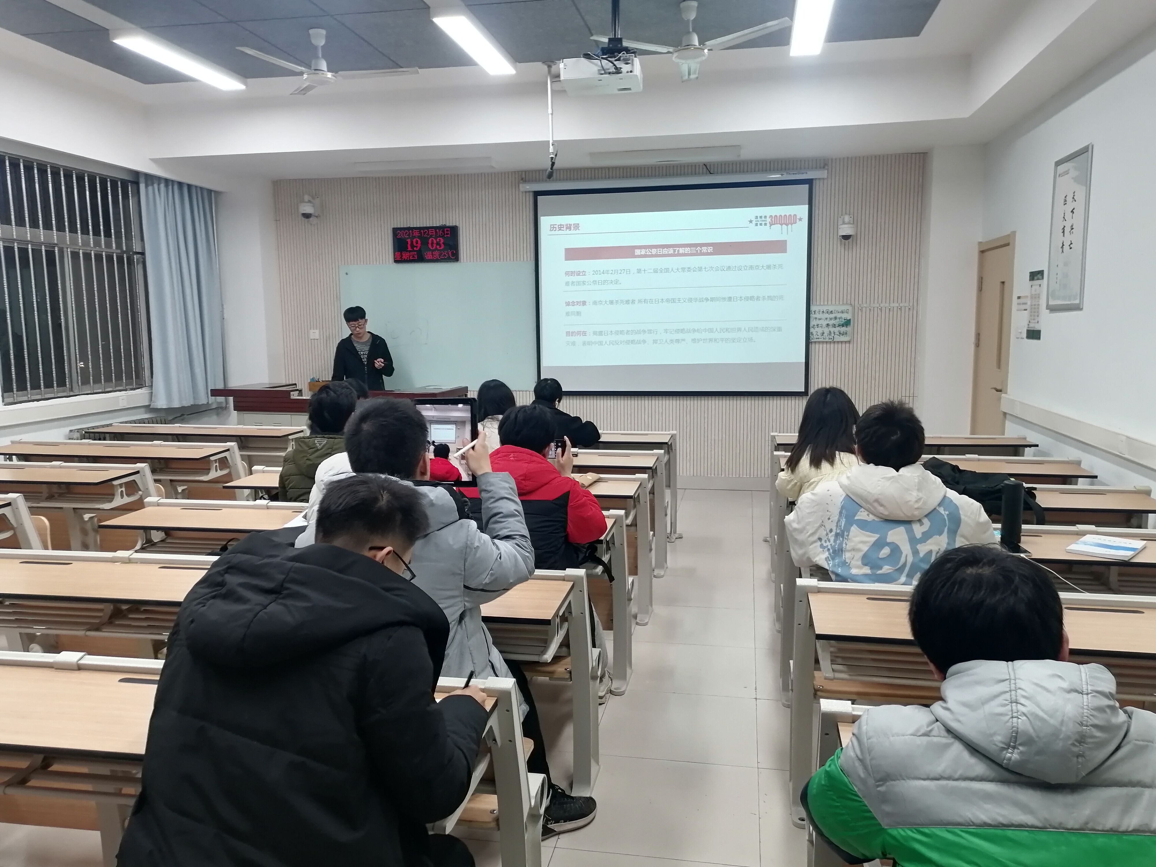 f00924725e0c4603bfb27c42cc2ed1b0.jpg f00924725e0c4603bfb27c42cc2ed1b0.jpg