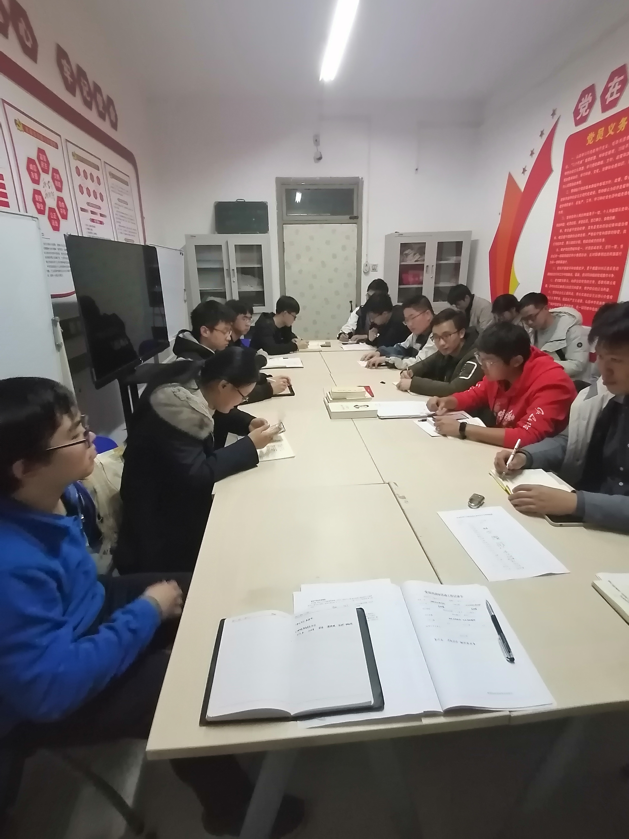 fe0bc0a828f94a03bf558f3791333175.jpg fe0bc0a828f94a03bf558f3791333175.jpg