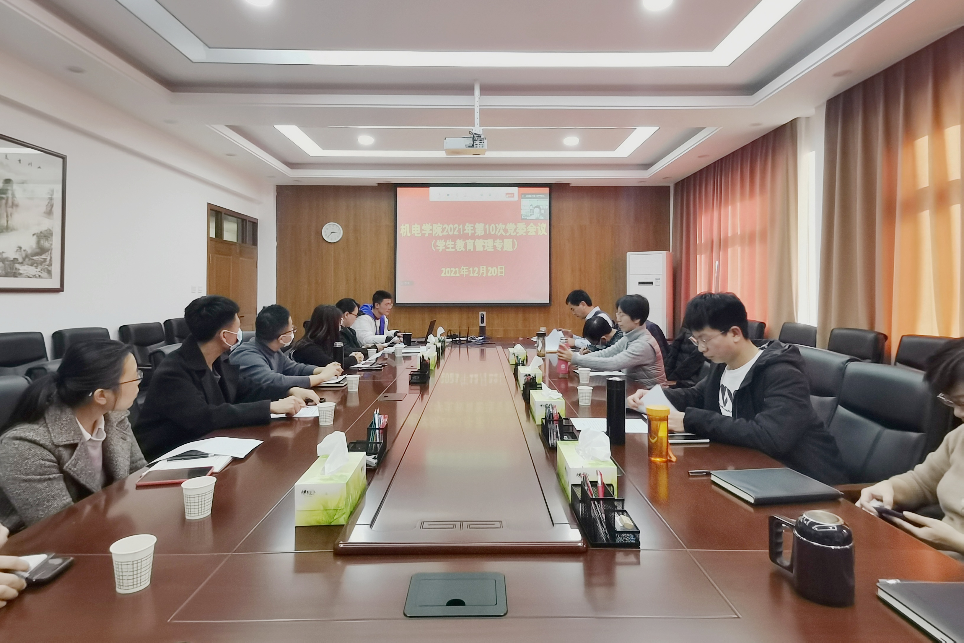 fea81a0802314365b7c2095d6727e9f3.jpg fea81a0802314365b7c2095d6727e9f3.jpg