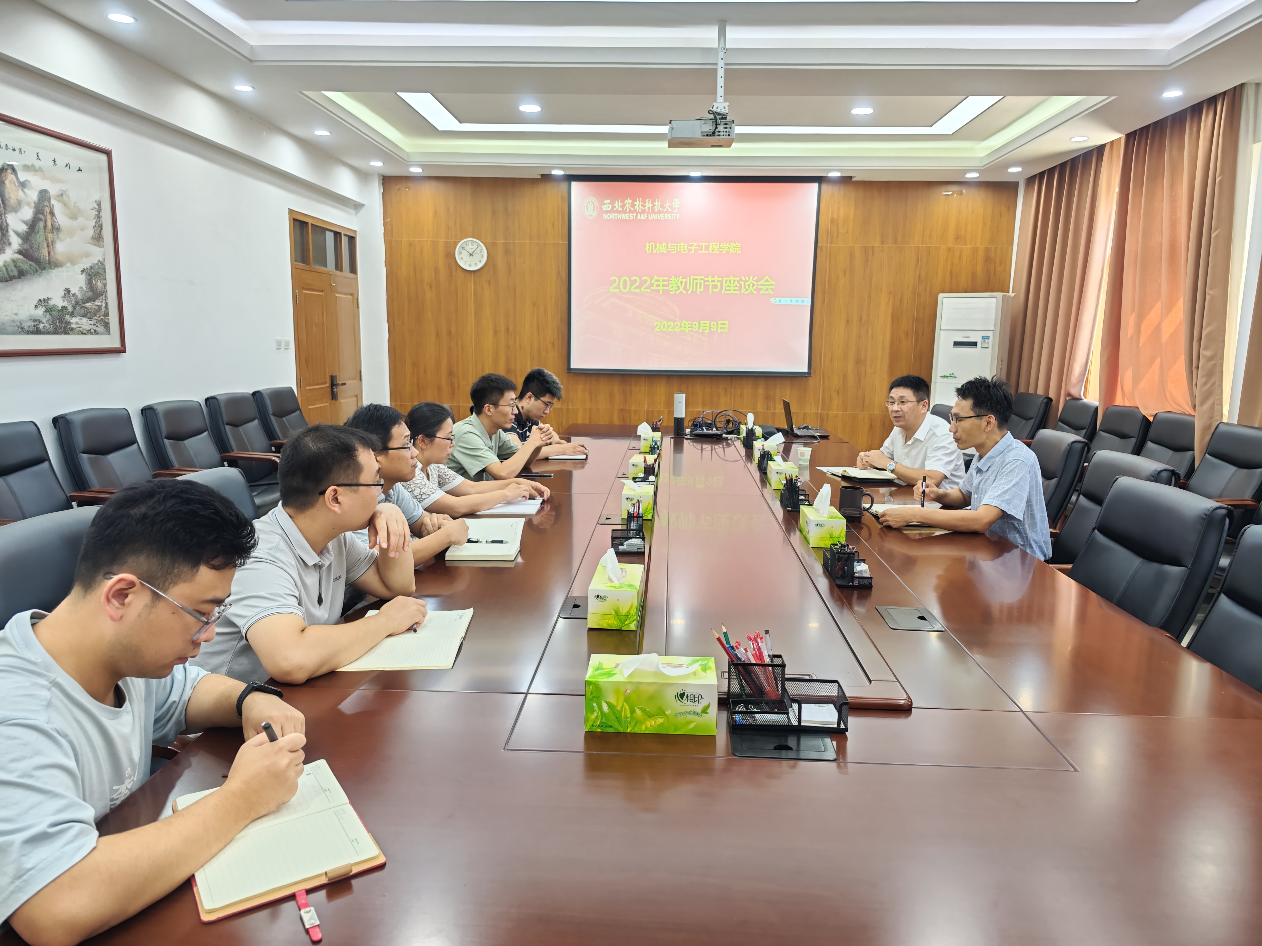 32fe0508a7264dcc8bb3cfe43bb815d9.jpg 32fe0508a7264dcc8bb3cfe43bb815d9.jpg