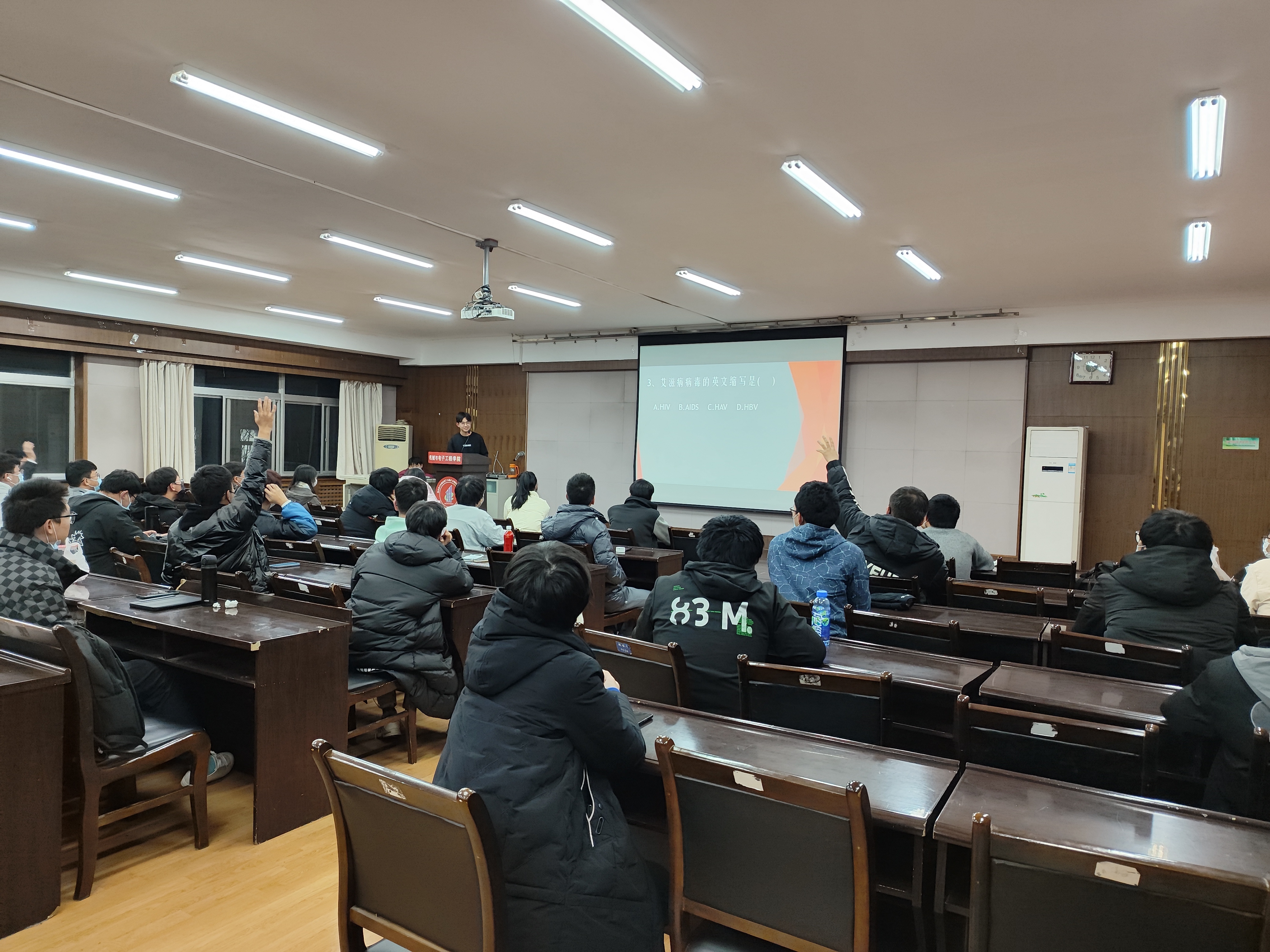 139fe8590cf3434494590b655a4c4f60.jpg 139fe8590cf3434494590b655a4c4f60.jpg