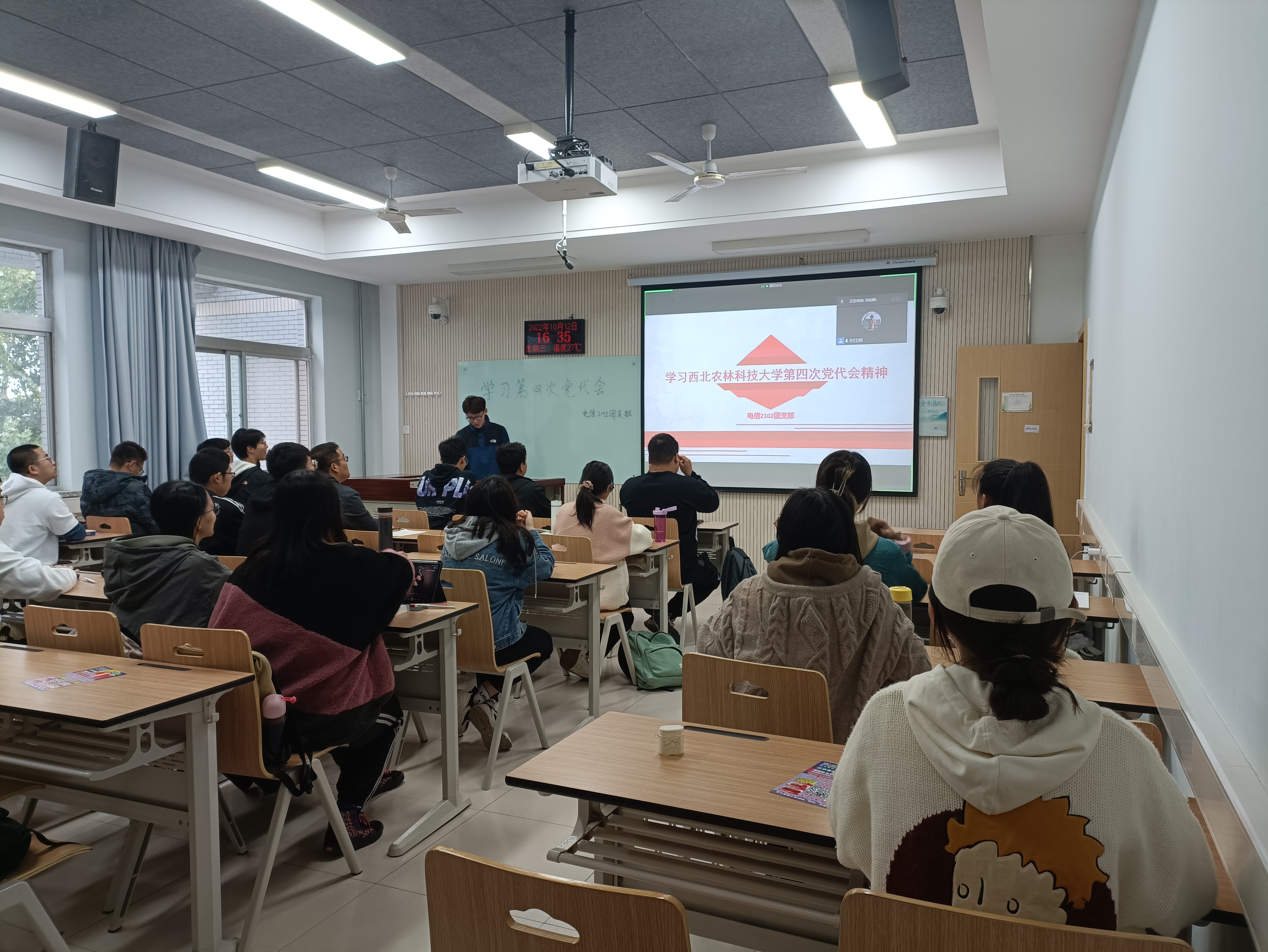 d0c8ddfa1c6c4004a4177207afc9d8a4.jpg d0c8ddfa1c6c4004a4177207afc9d8a4.jpg