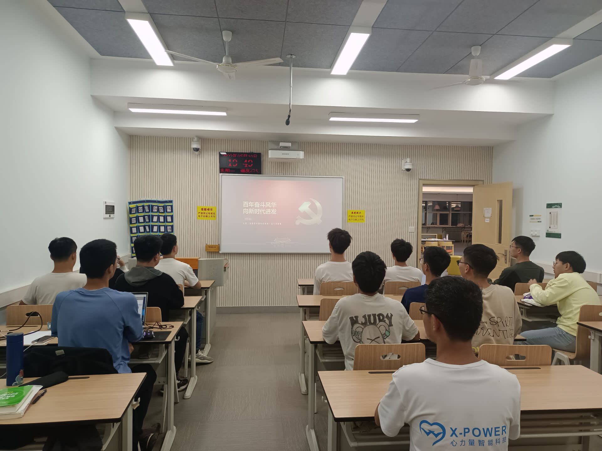 d6f6fbc9e46b42e580b2695f038d50a9.jpg d6f6fbc9e46b42e580b2695f038d50a9.jpg