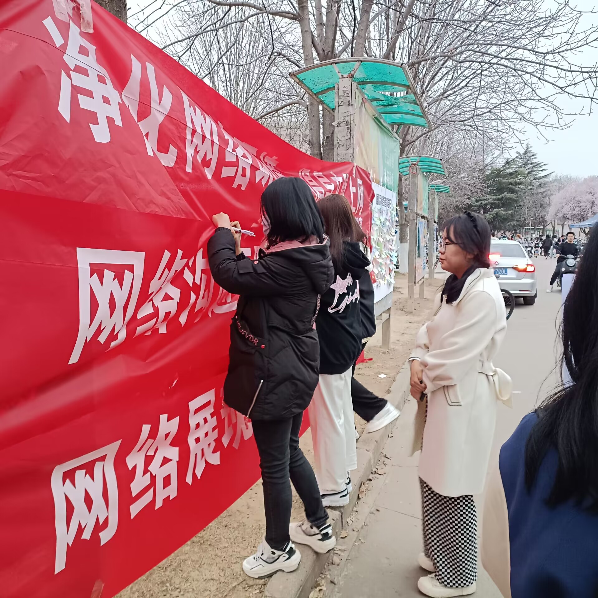 55c1be25bcc44ce5a3d000618af7af6e.jpg 55c1be25bcc44ce5a3d000618af7af6e.jpg