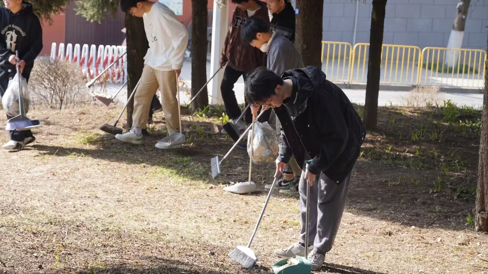 f737c1b8a3bf4898b2bf9a6d71c78469.jpg f737c1b8a3bf4898b2bf9a6d71c78469.jpg