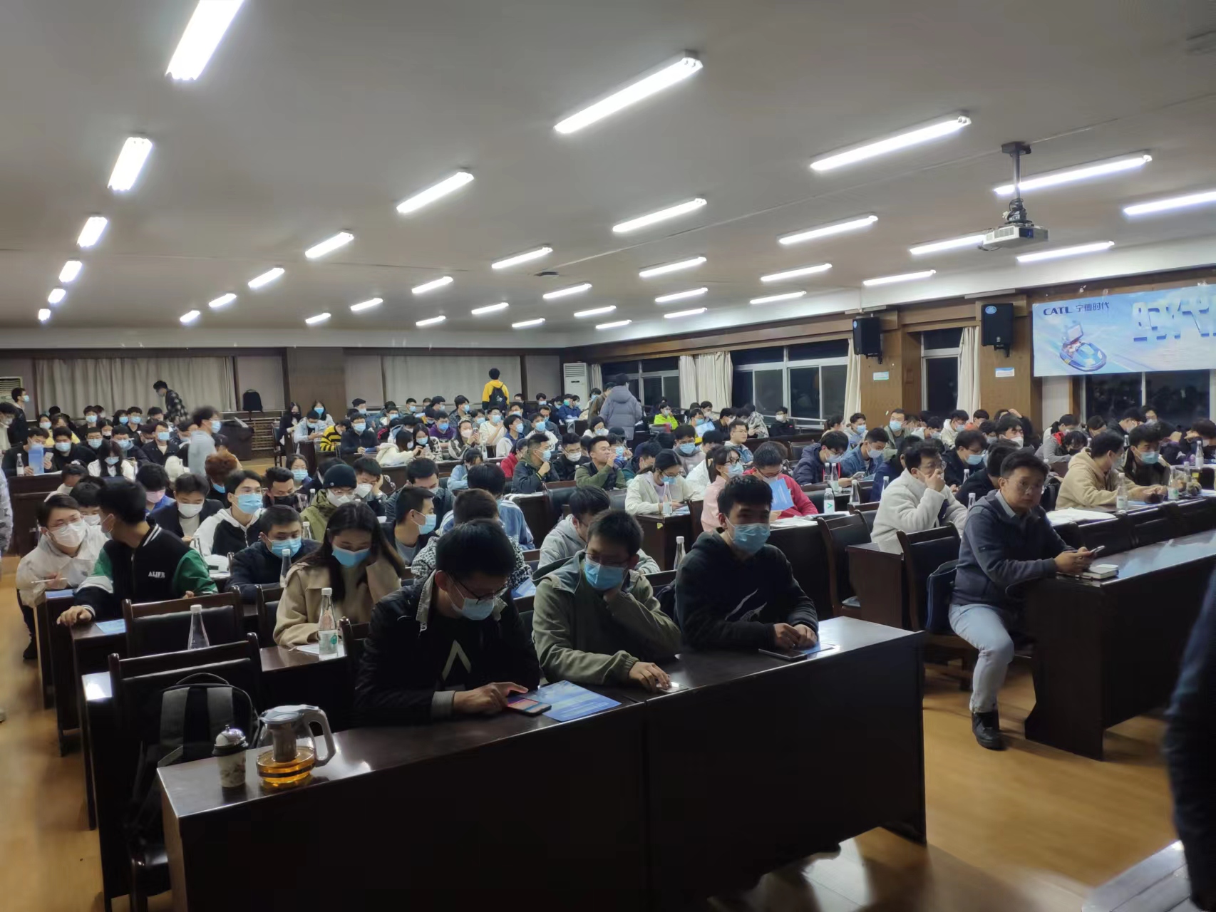 33f81c3ace6c44cf923ed8b9fa823a10.jpg 33f81c3ace6c44cf923ed8b9fa823a10.jpg