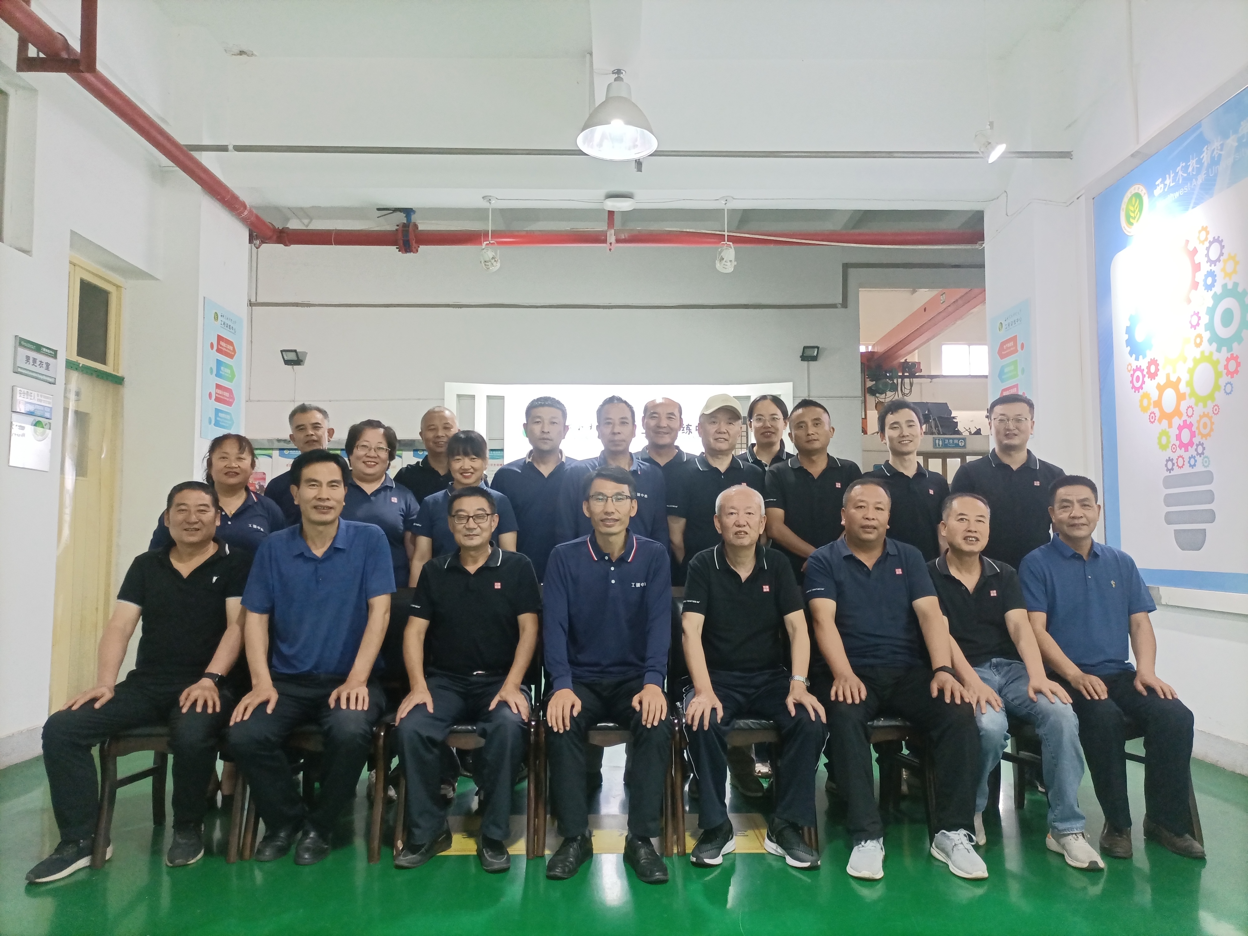 d932067109414452b3386f218db5882f.jpg d932067109414452b3386f218db5882f.jpg