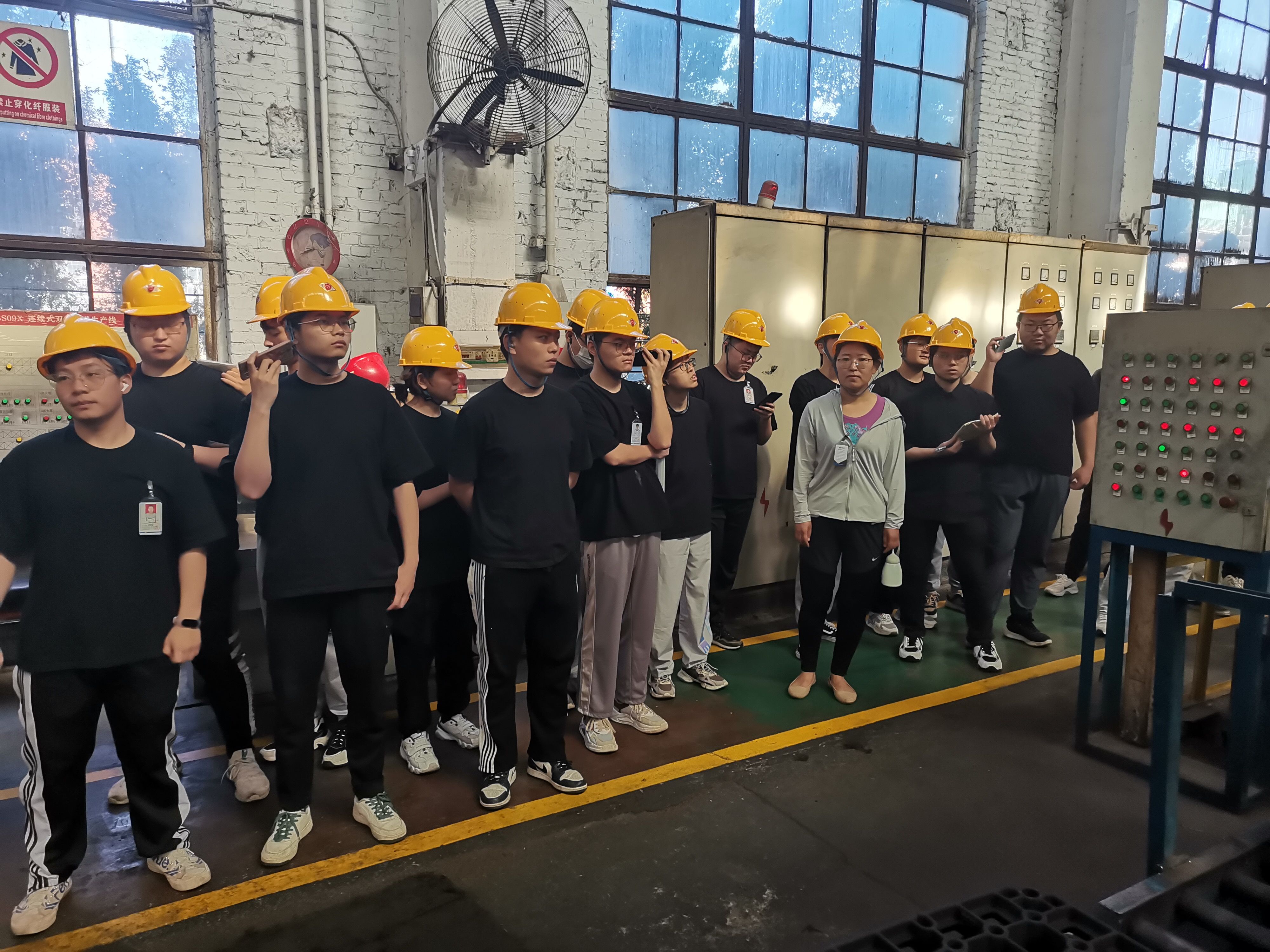 96297954ddfd4ed9aec56d8864d2e451.jpg 96297954ddfd4ed9aec56d8864d2e451.jpg