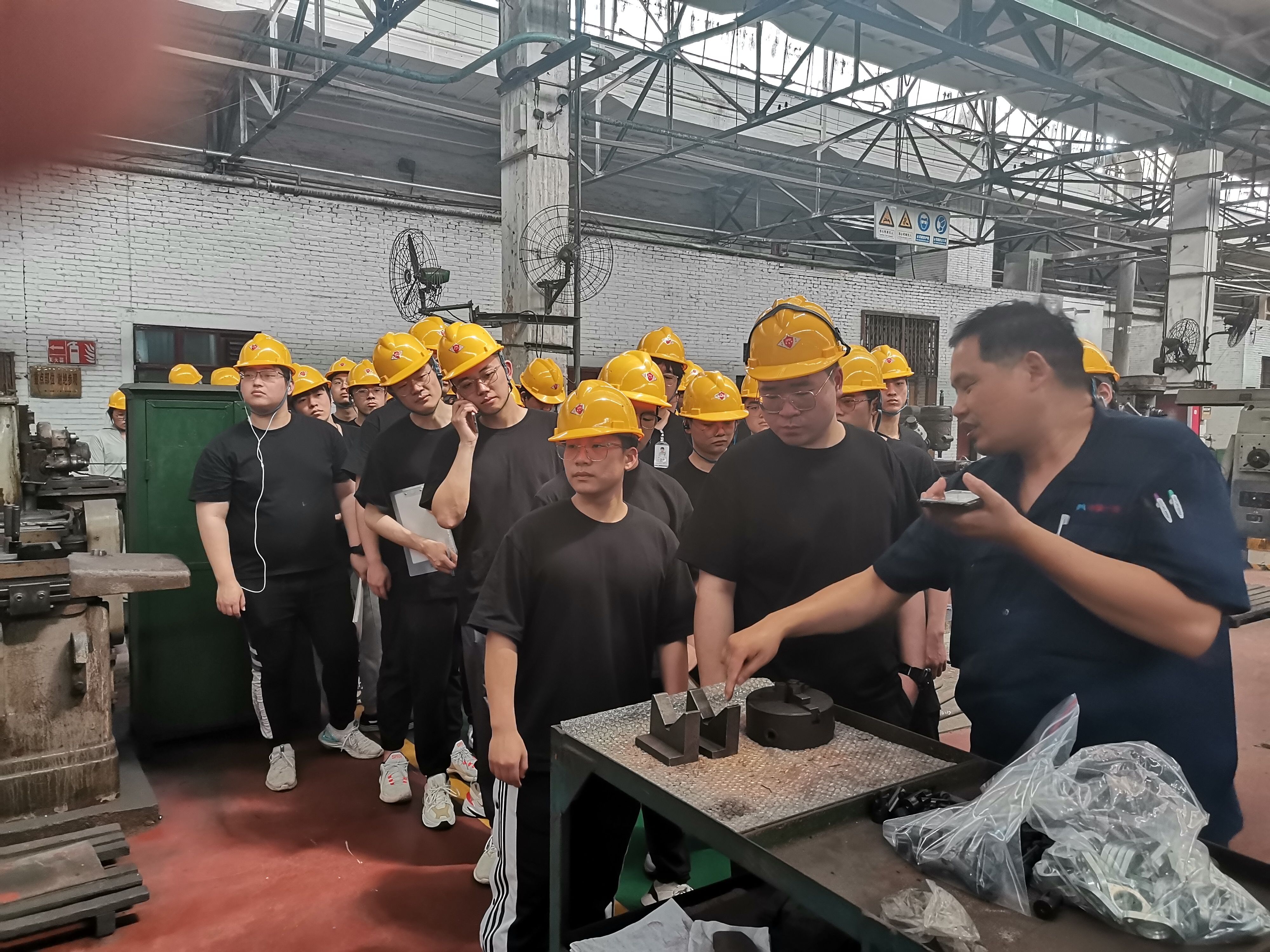 ff946dffad834aa8a038250fbcd93958.jpg ff946dffad834aa8a038250fbcd93958.jpg