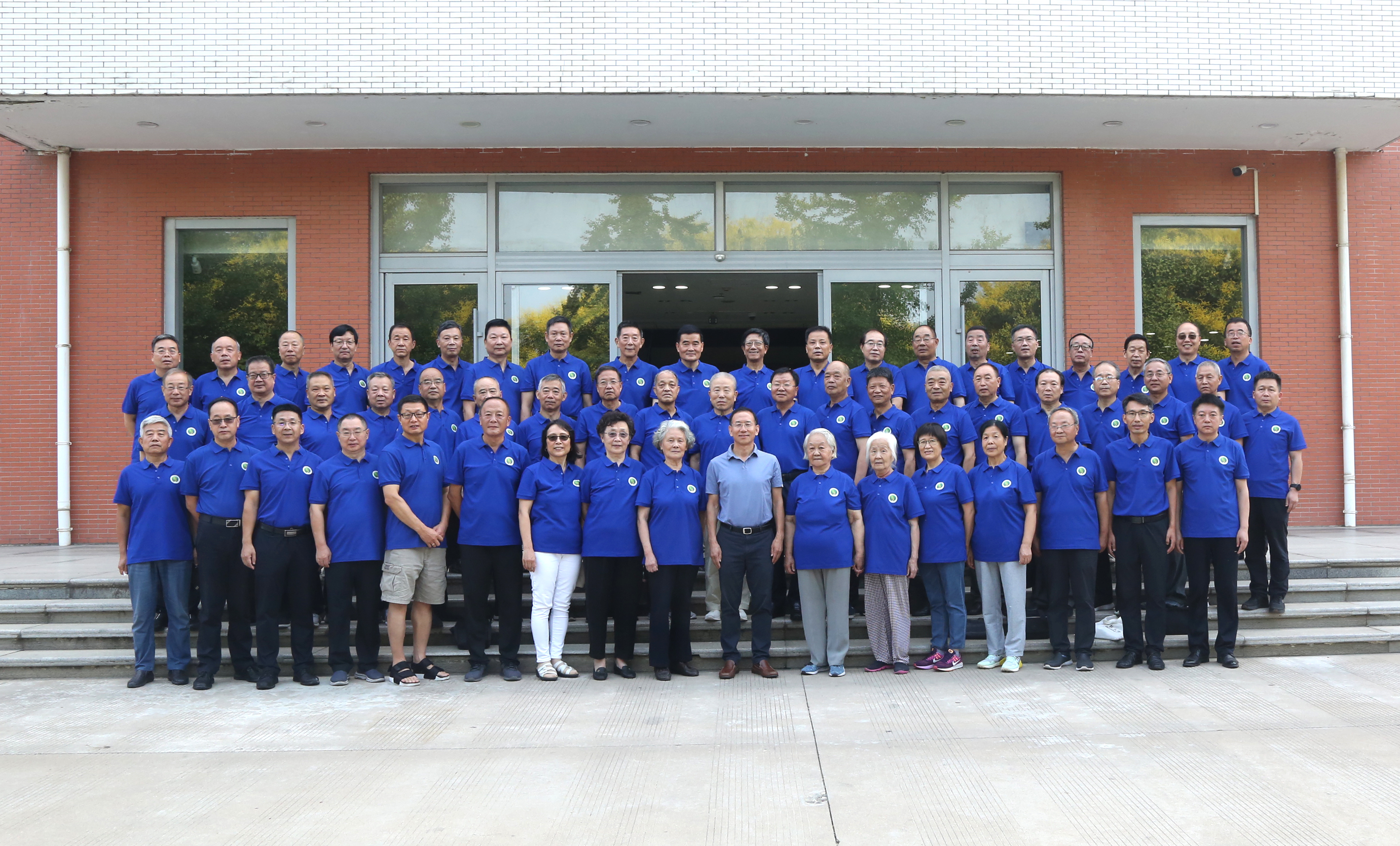 4ce170b13dd340a5b5b12eb596010147.jpg 4ce170b13dd340a5b5b12eb596010147.jpg